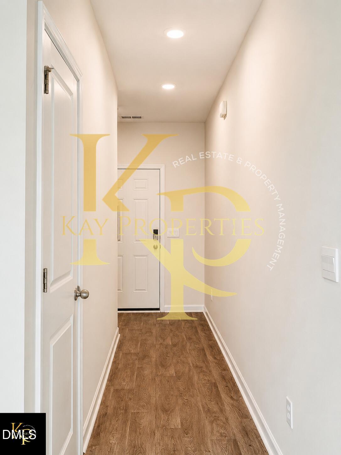 2840 Egert Drive Property Photo 4