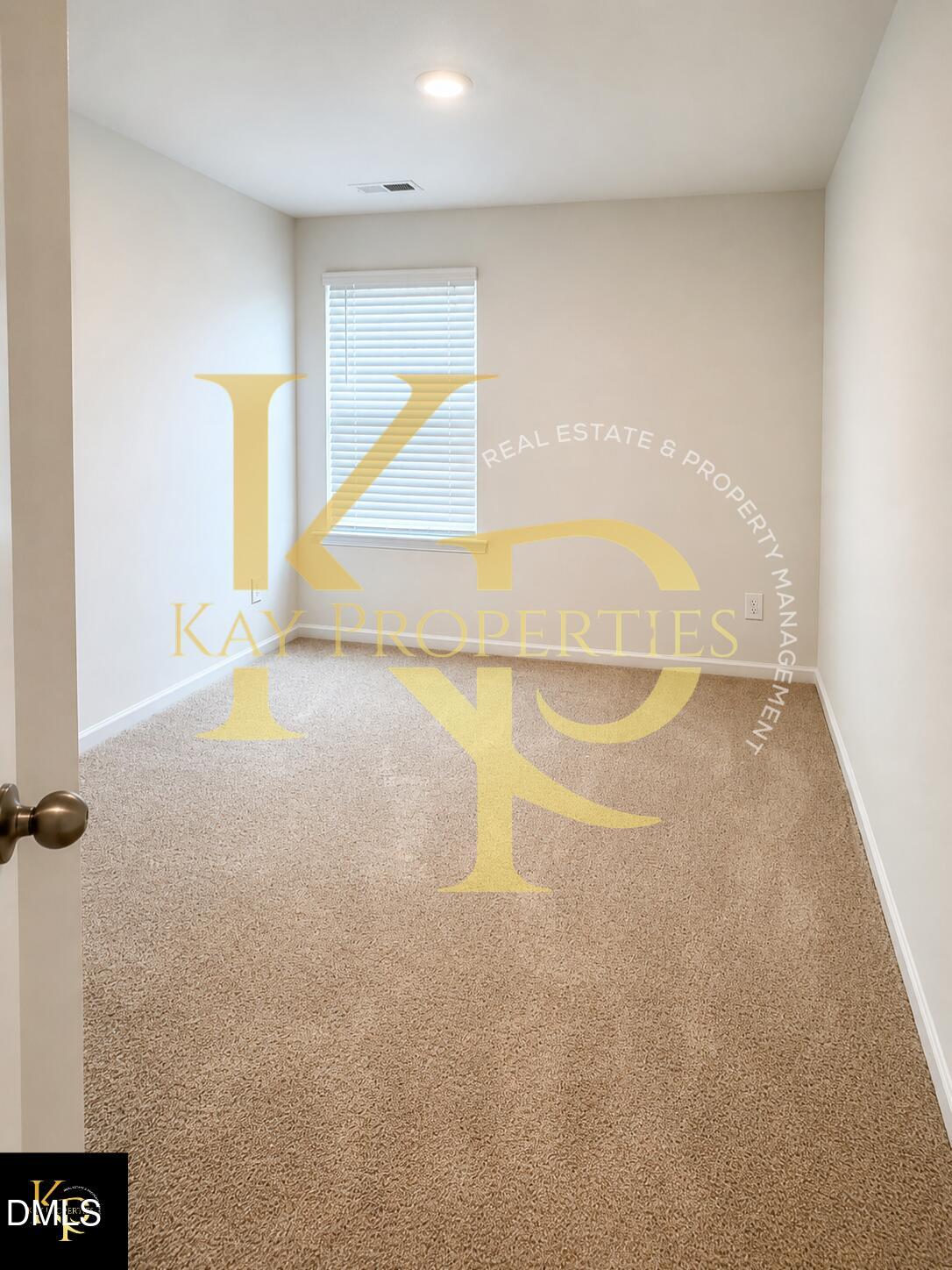 2840 Egert Drive Property Photo 13