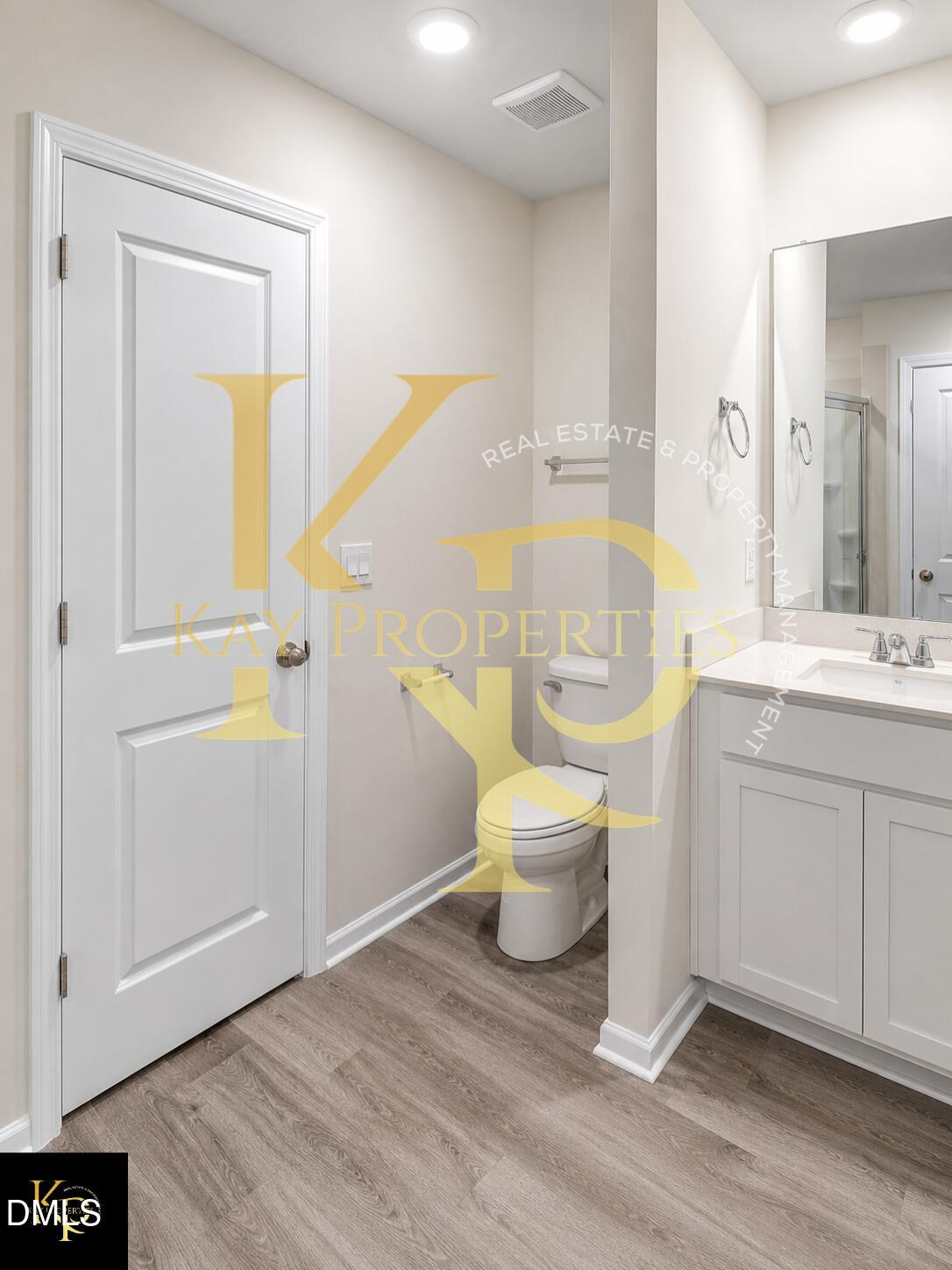 2840 Egert Drive Property Photo 14