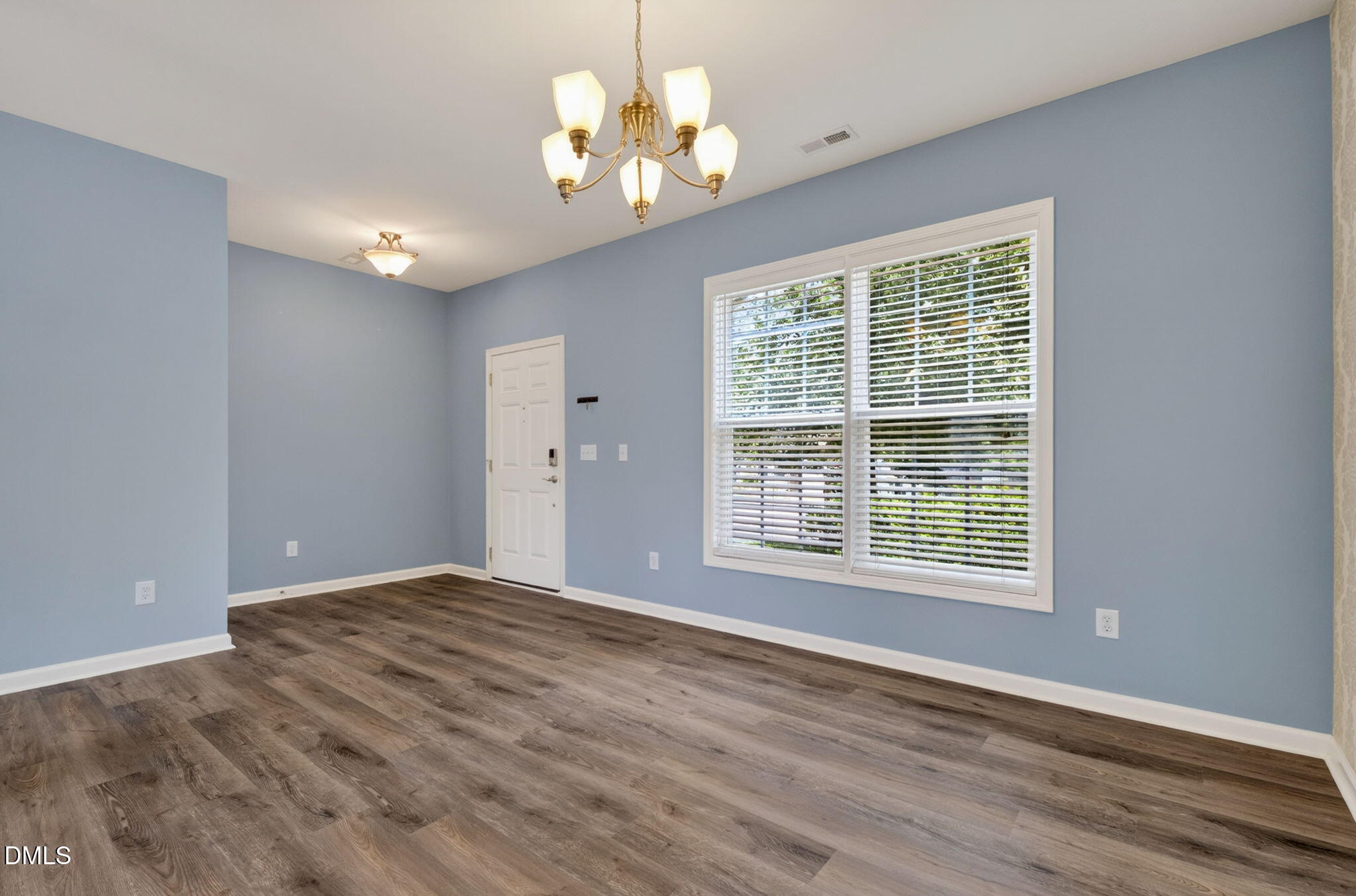 4 Alexis Court Property Photo 8