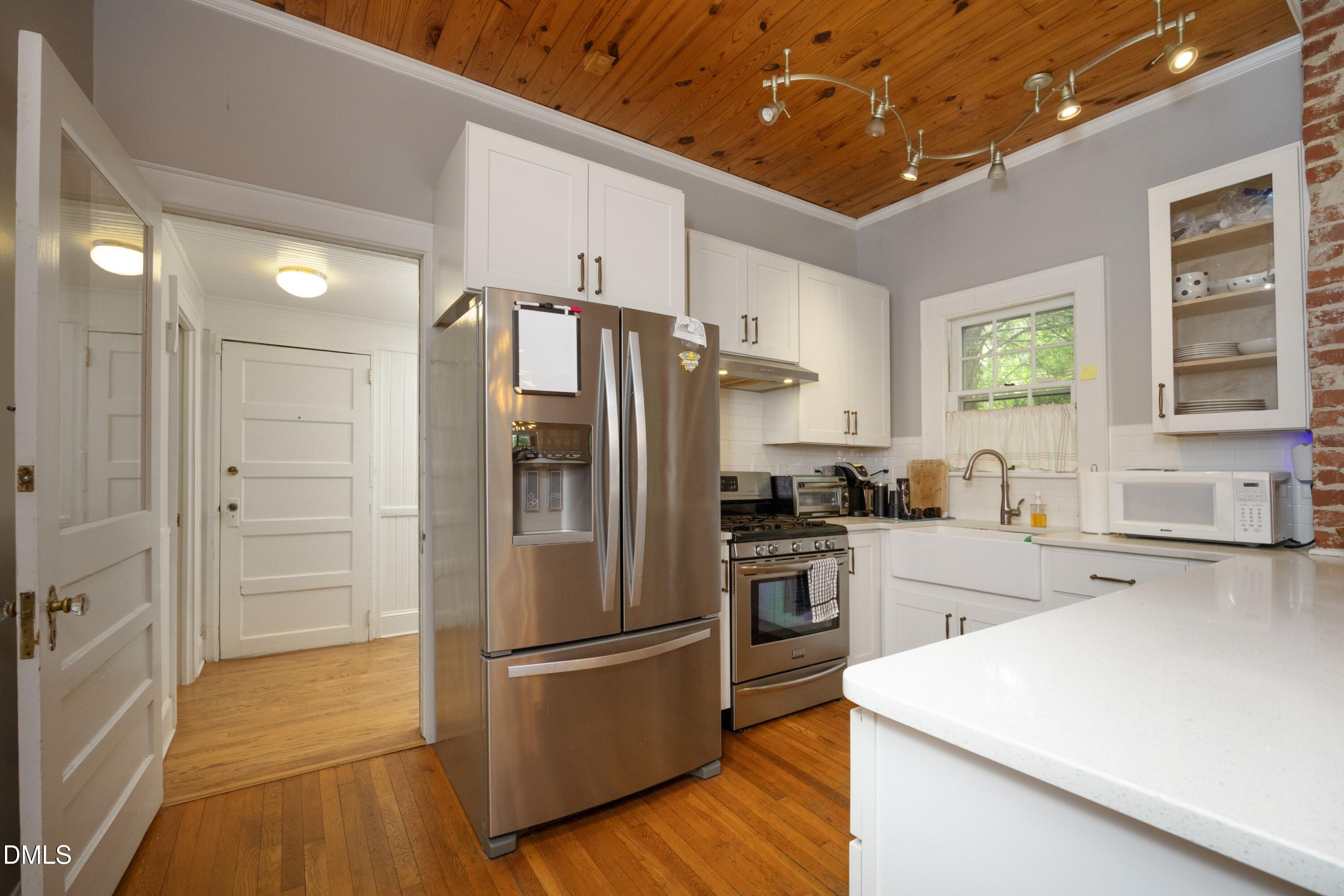 304 Mccauley Street Property Photo 14