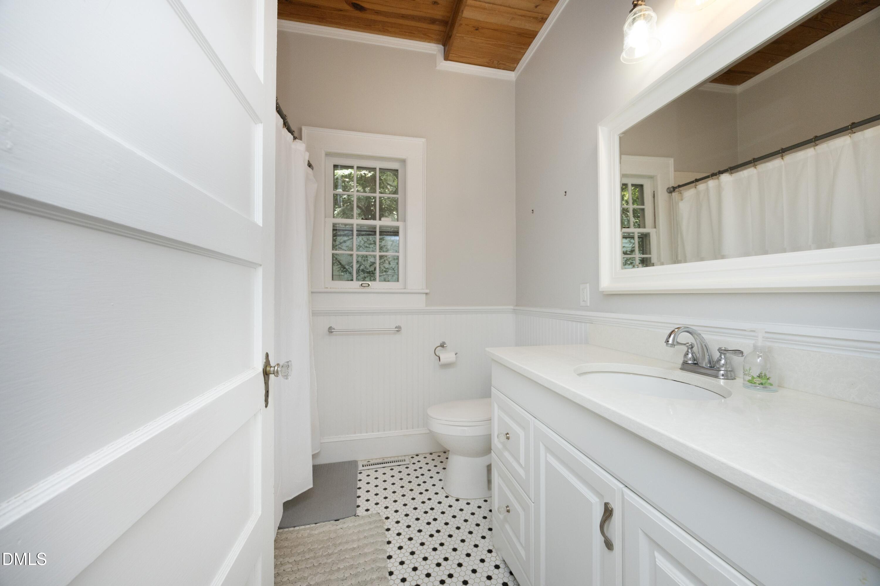 304 Mccauley Street Property Photo 21