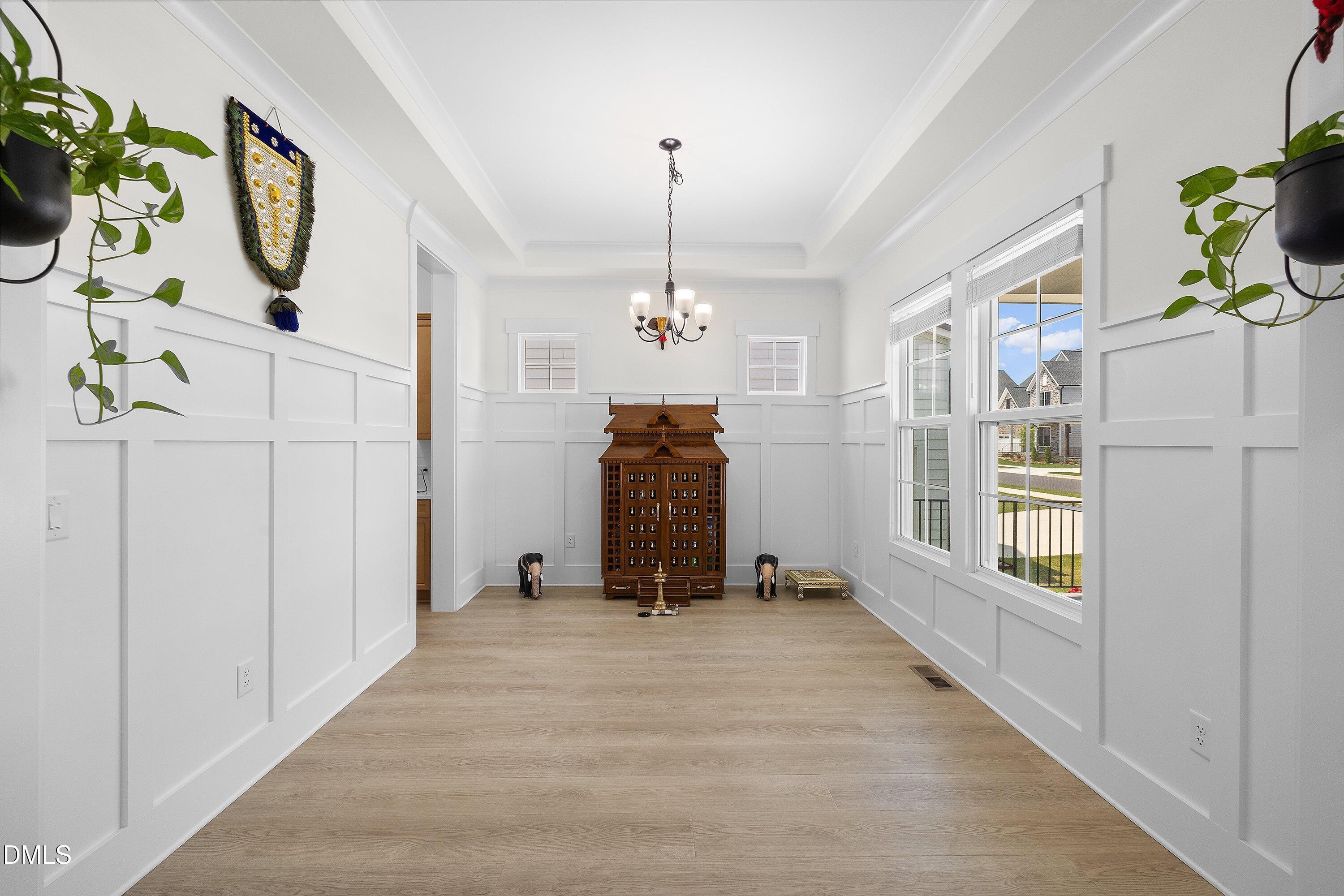 3193 Armeria Drive Property Photo 8