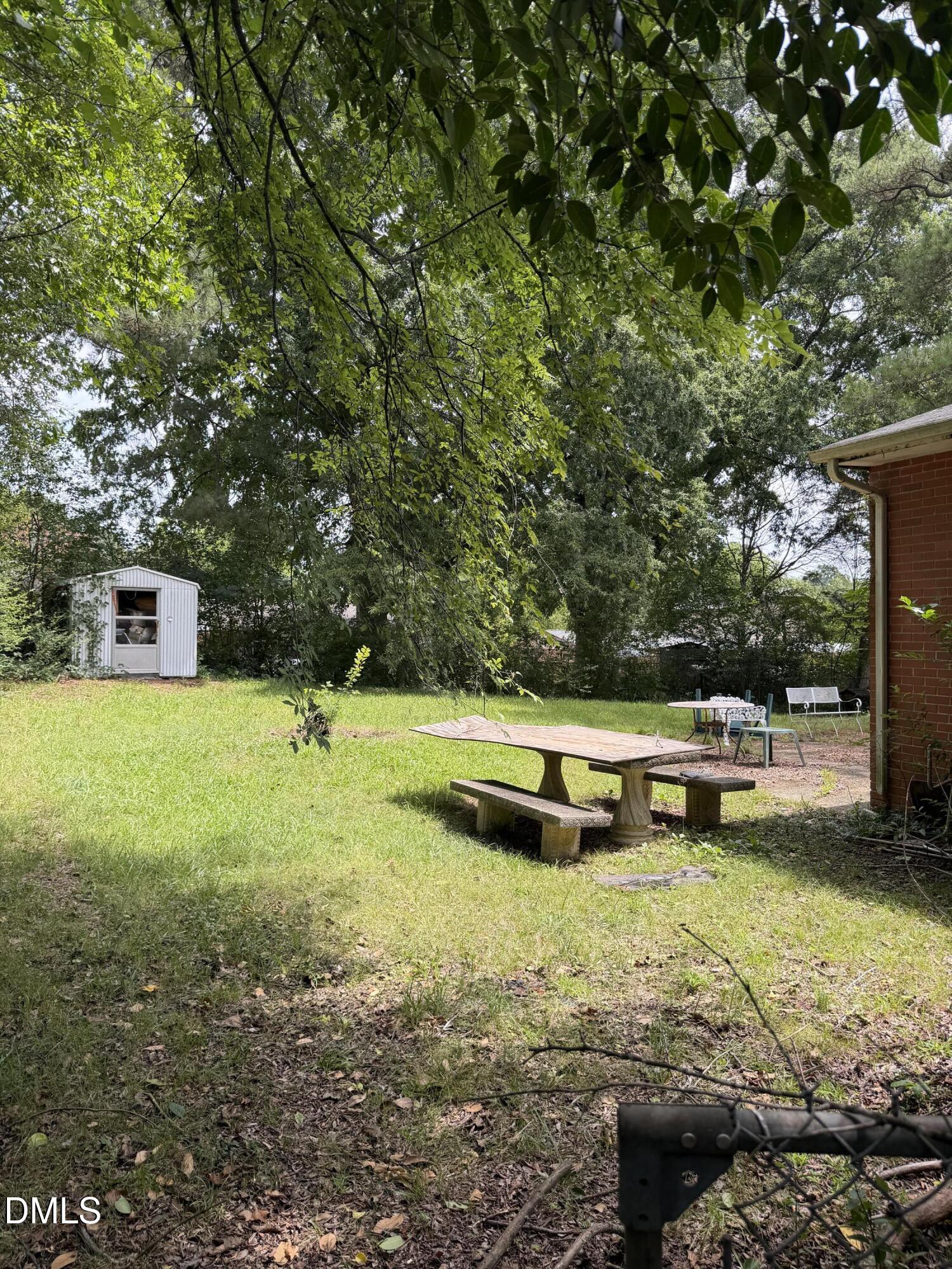 857 Newcombe Road Property Photo 6