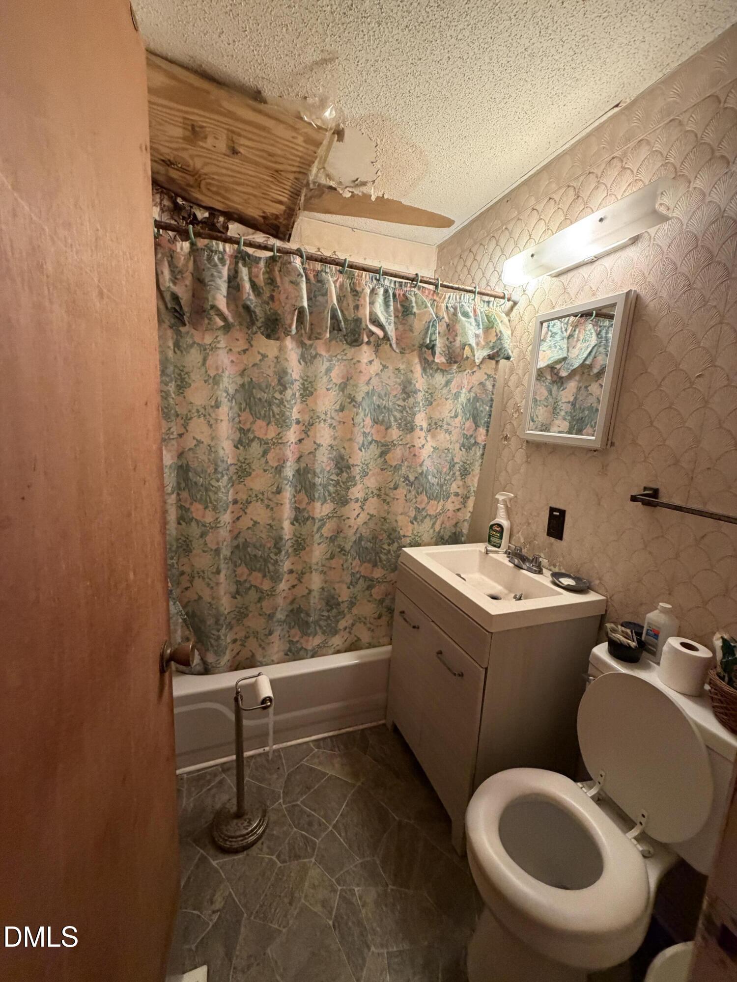 857 Newcombe Road Property Photo 11