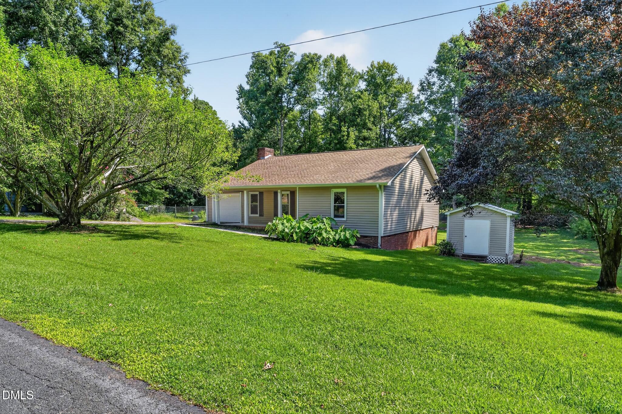 3109 Parkwood Drive Property Photo 1