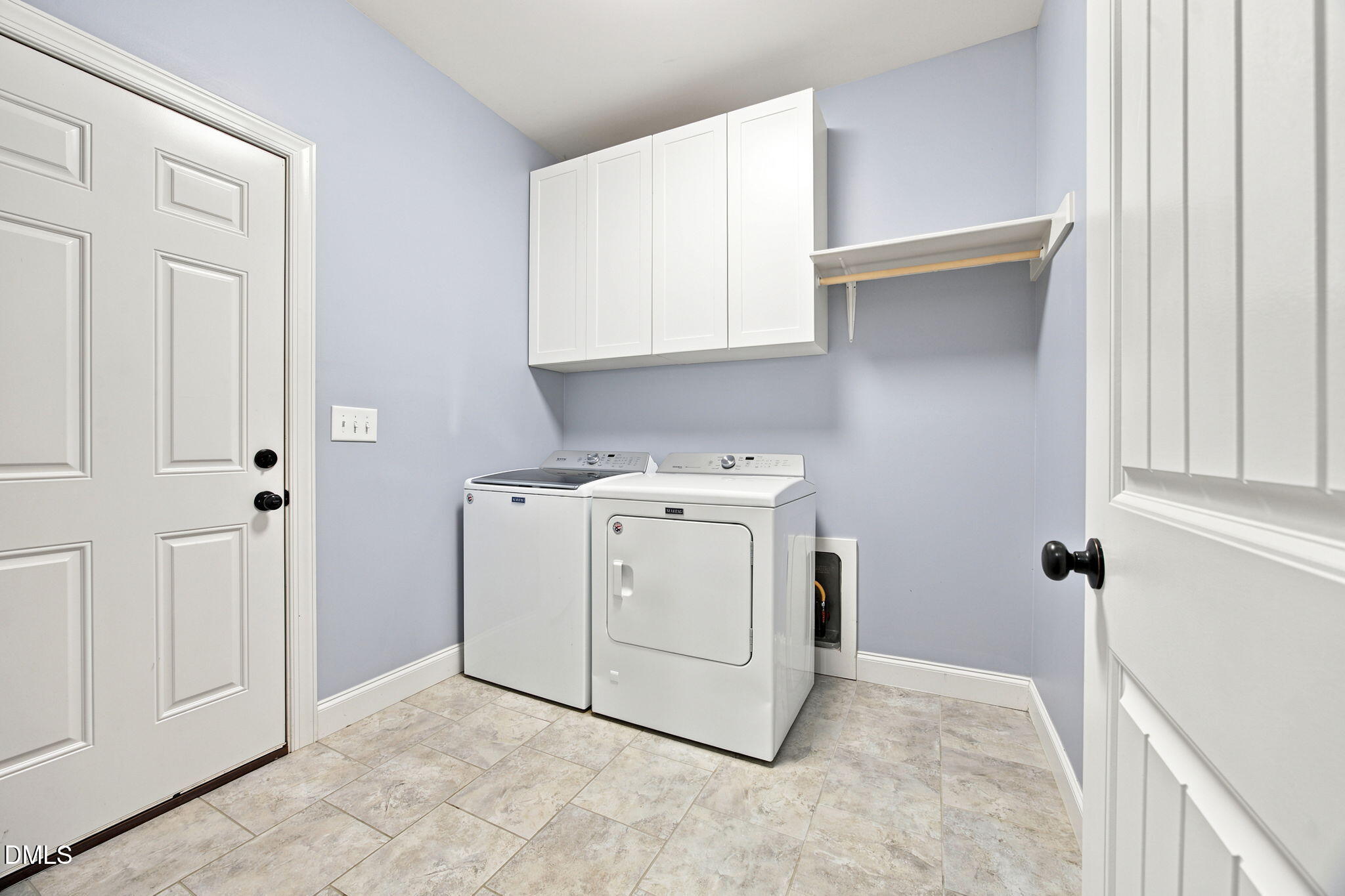 1124 Armsleigh Court Property Photo 11