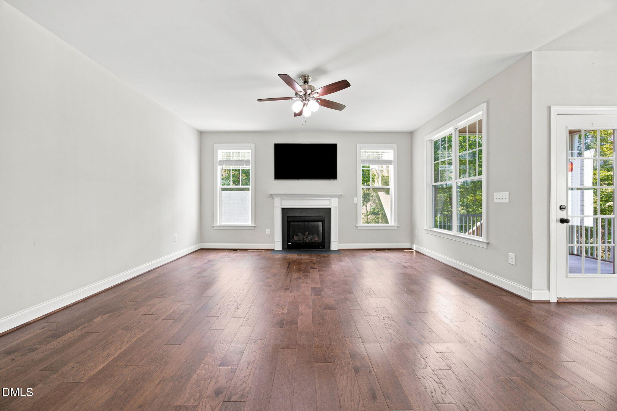 1124 Armsleigh Court Property Photo 21