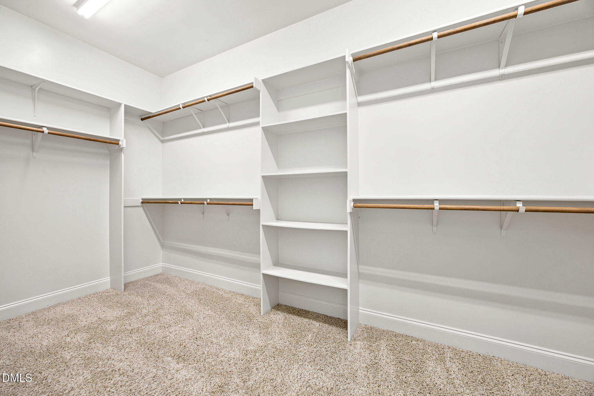 1124 Armsleigh Court Property Photo 29