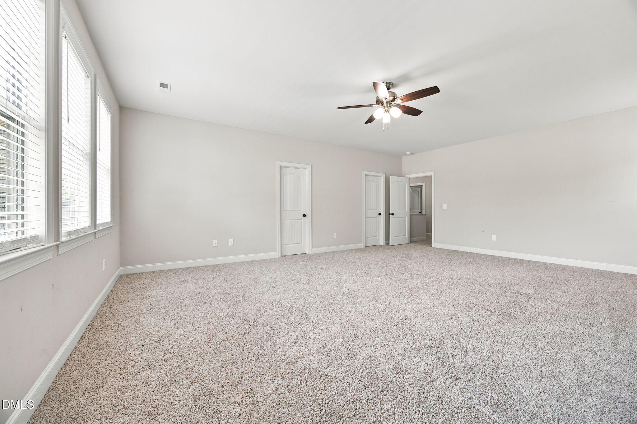 1124 Armsleigh Court Property Photo 48