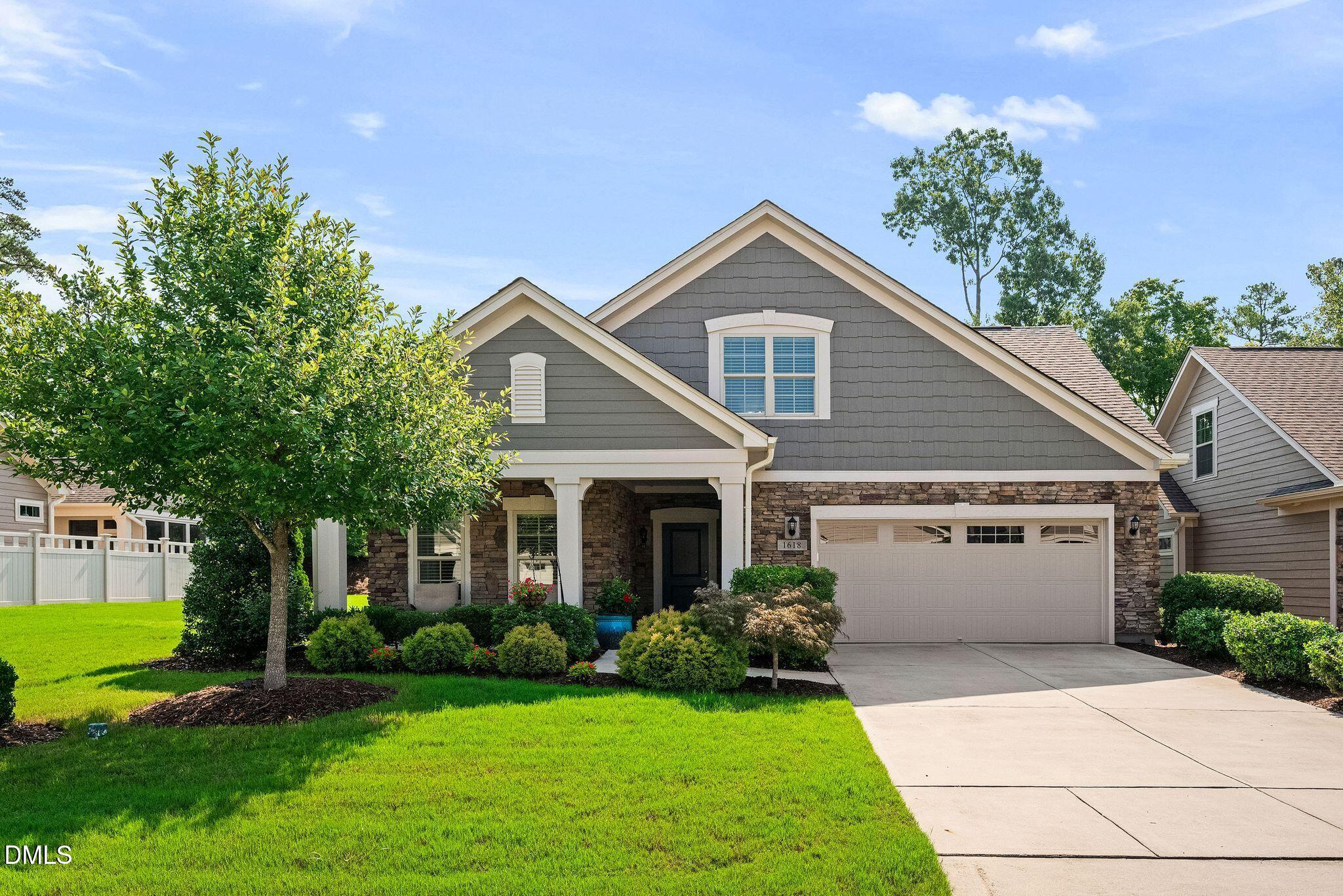 1618 Vineyard Mist Drive Property Photo 1