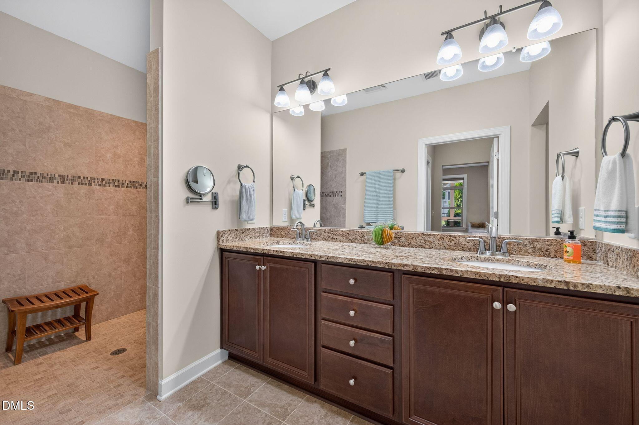 1618 Vineyard Mist Drive Property Photo 24