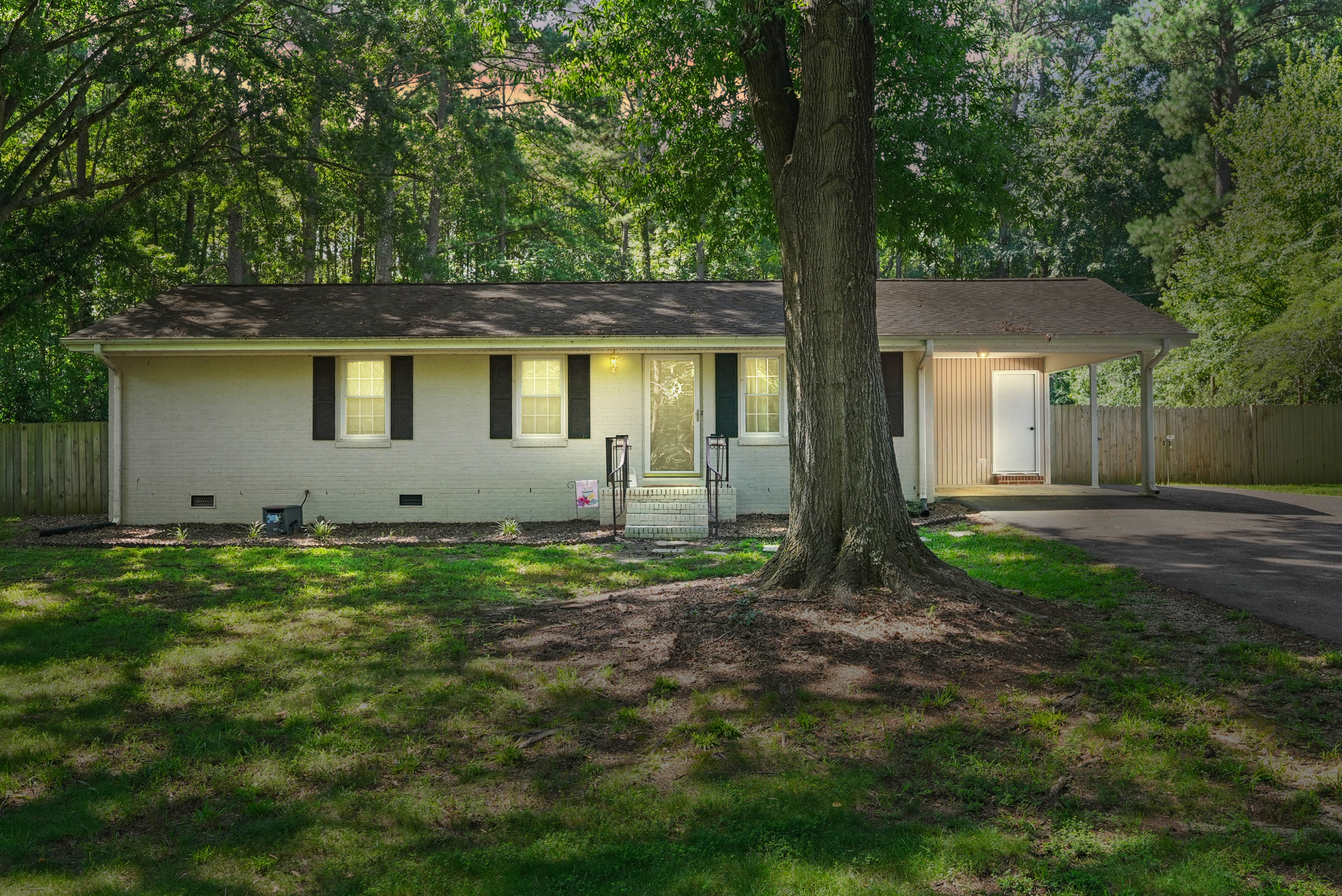 107 Twain Drive Property Photo 1
