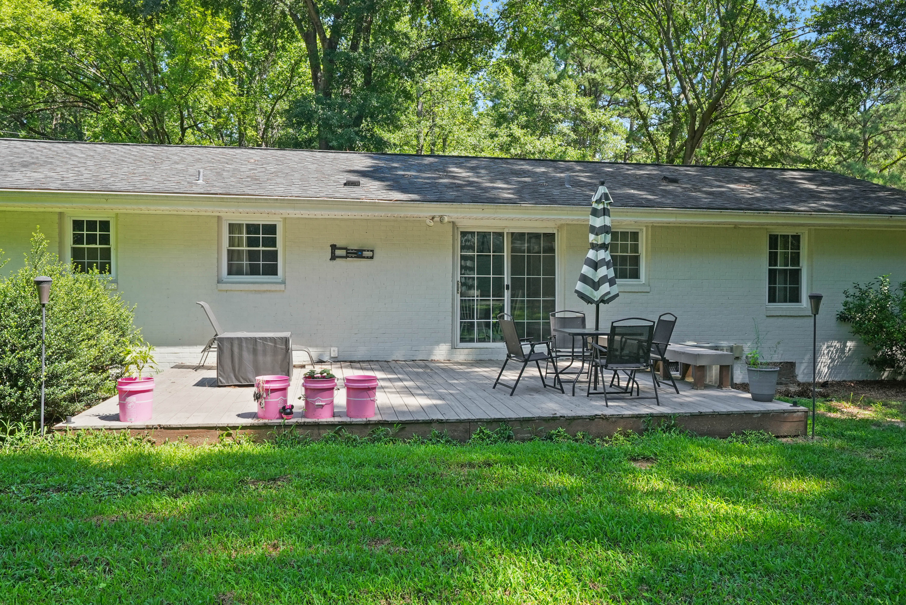 107 Twain Drive Property Photo 32
