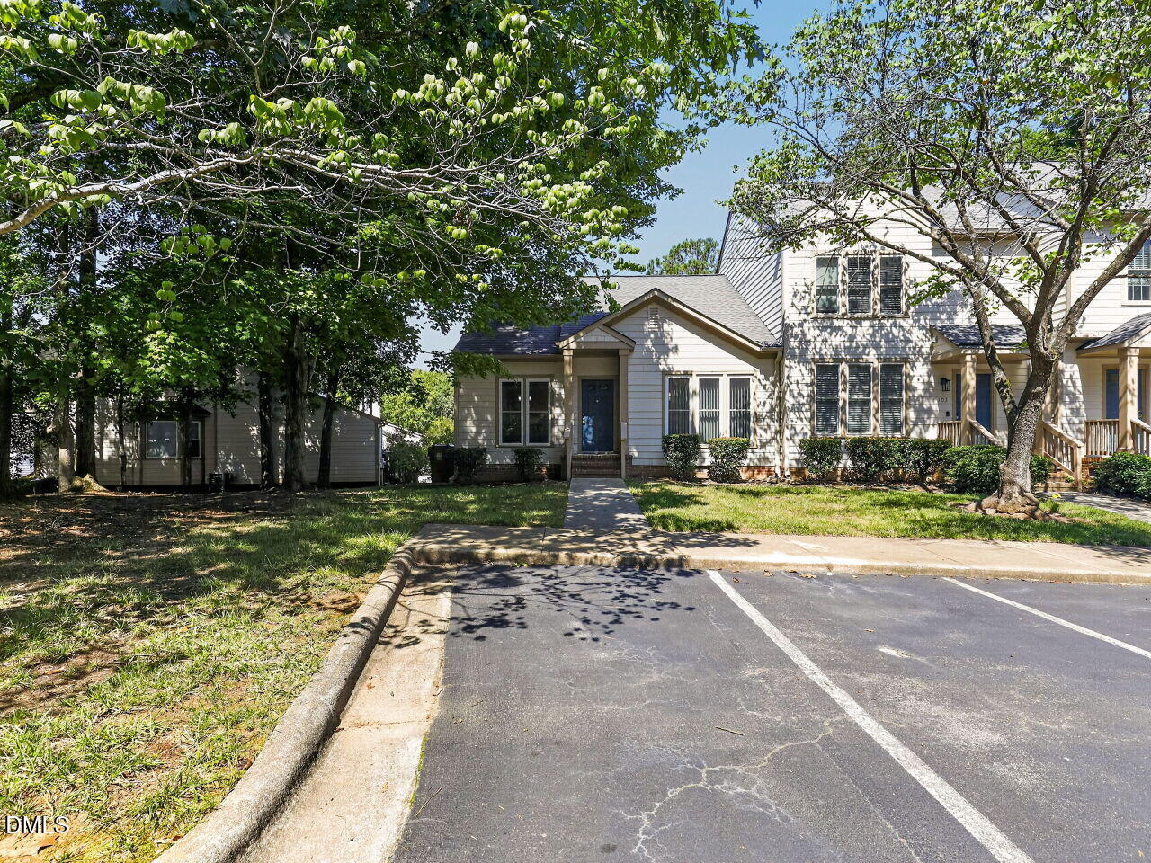 101 Windward Court Property Photo 3