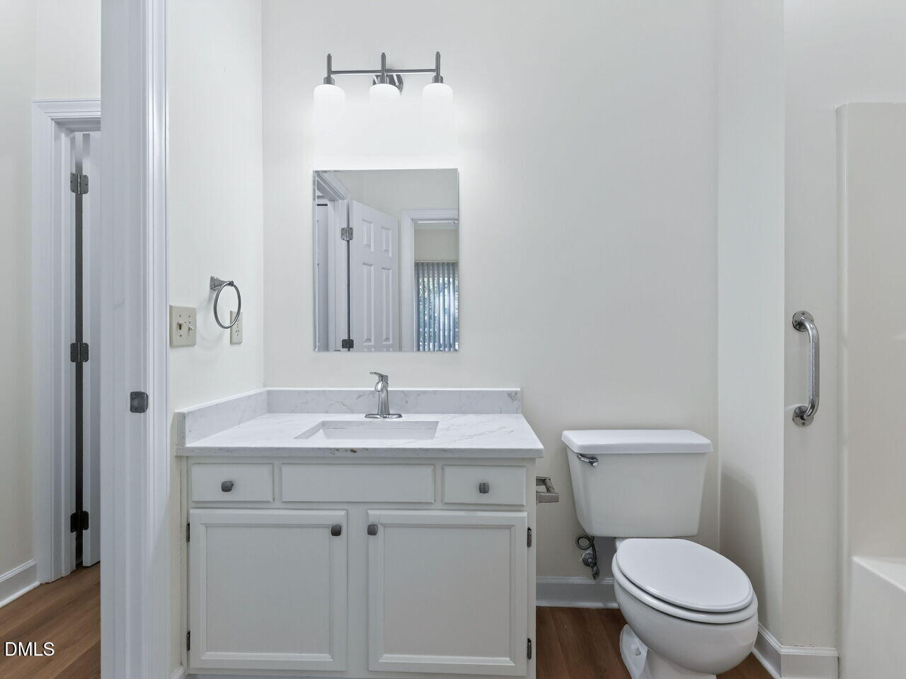 101 Windward Court Property Photo 11