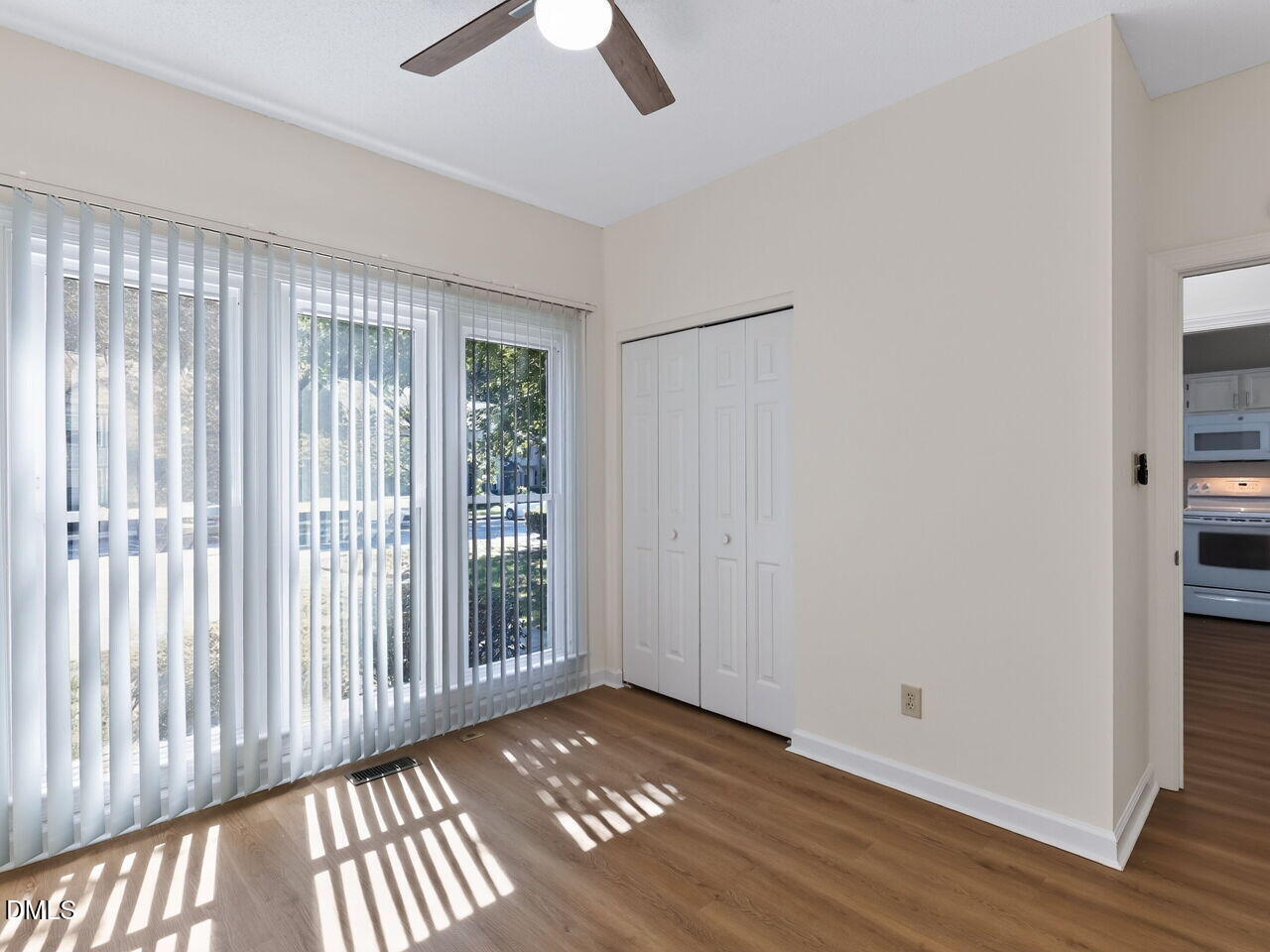 101 Windward Court Property Photo 12