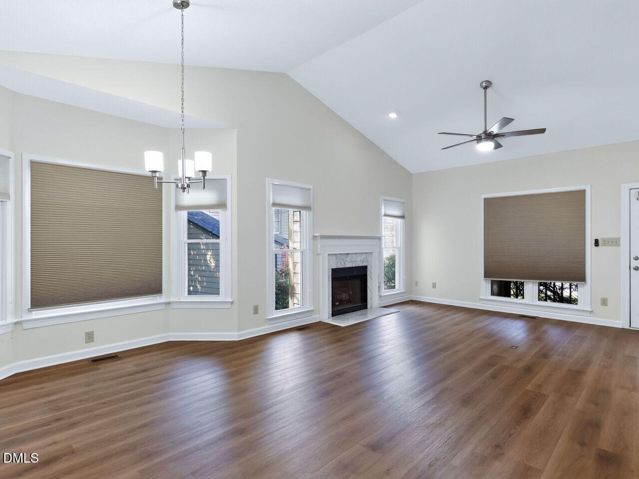 101 Windward Court Property Photo 15