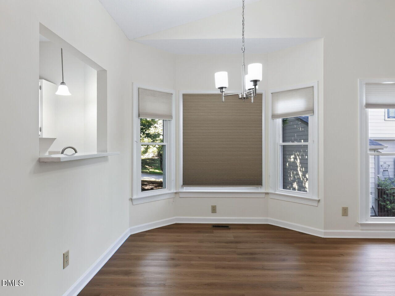 101 Windward Court Property Photo 16