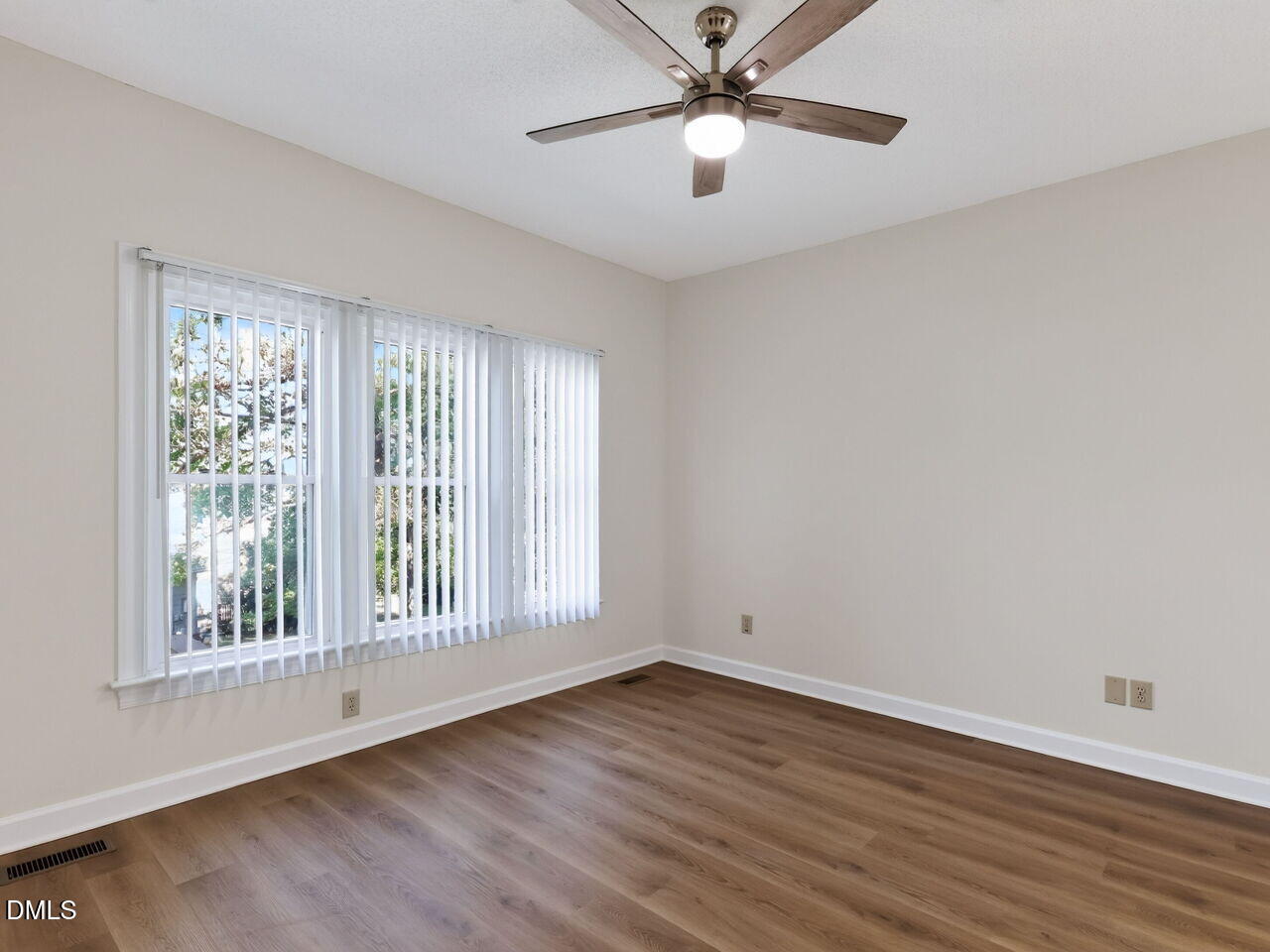 101 Windward Court Property Photo 23