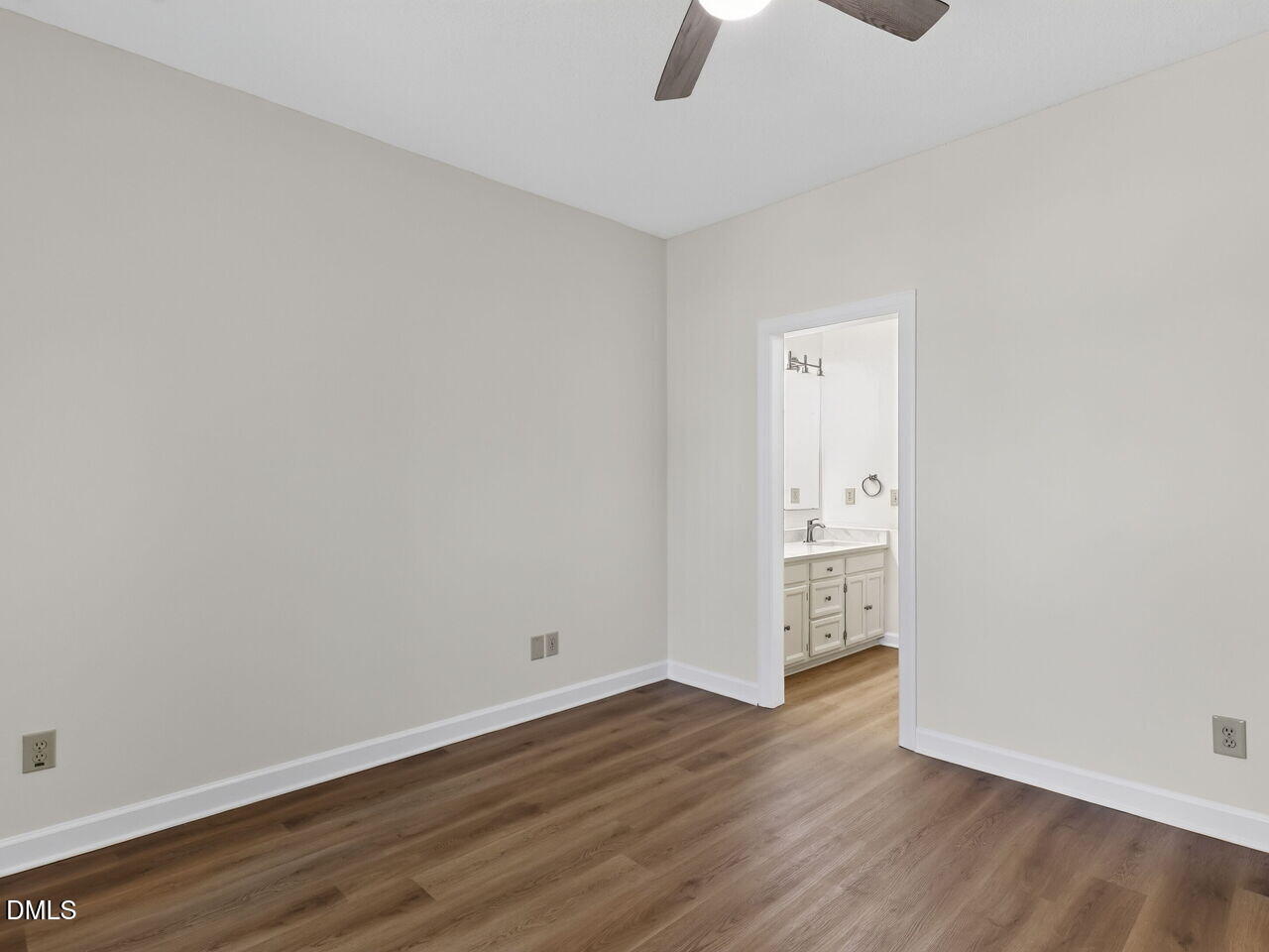 101 Windward Court Property Photo 24