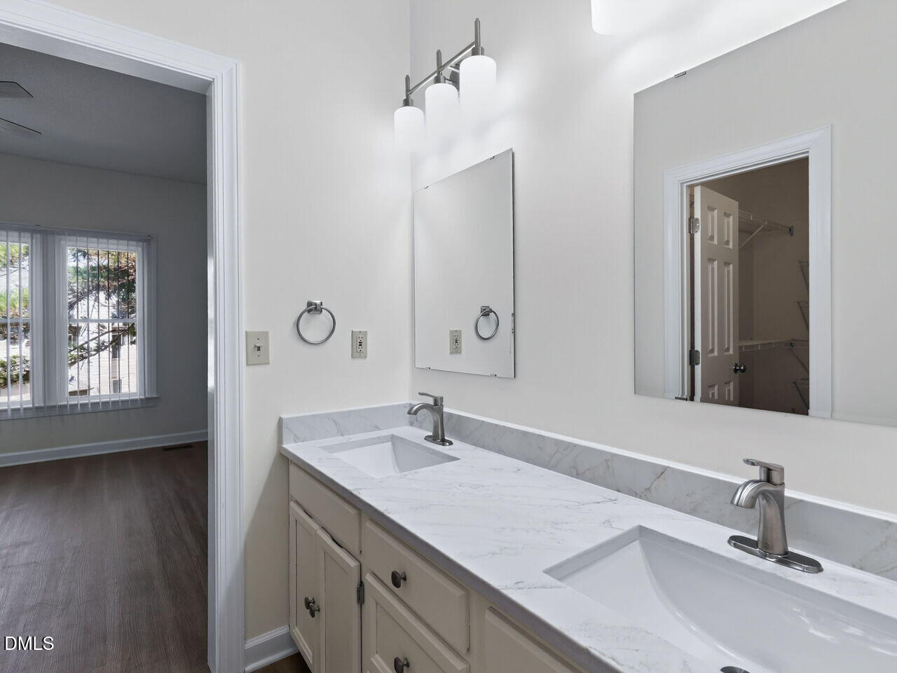 101 Windward Court Property Photo 27