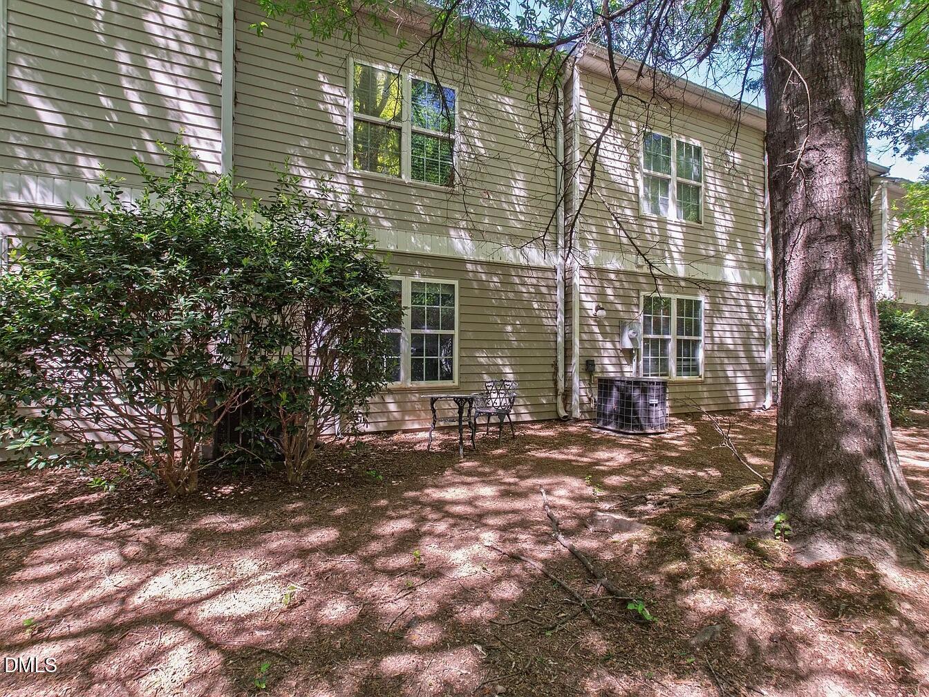 18 Red Lane Property Photo 5
