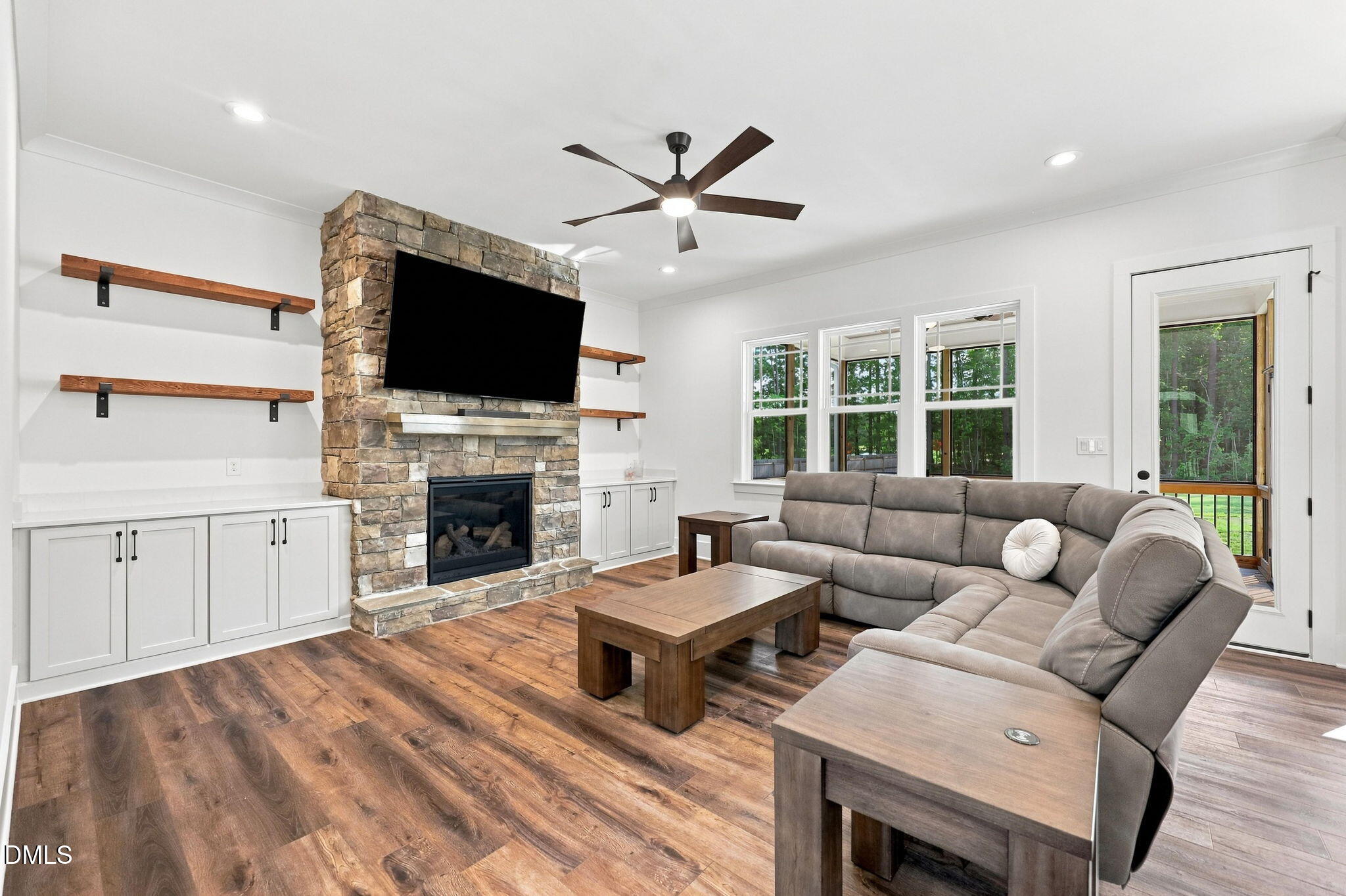 6633 Prescott Shore Drive Property Photo 14