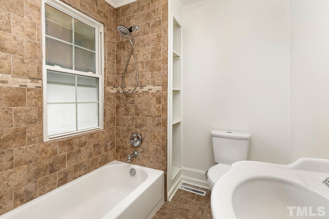 312 E Church Street Property Photo 13