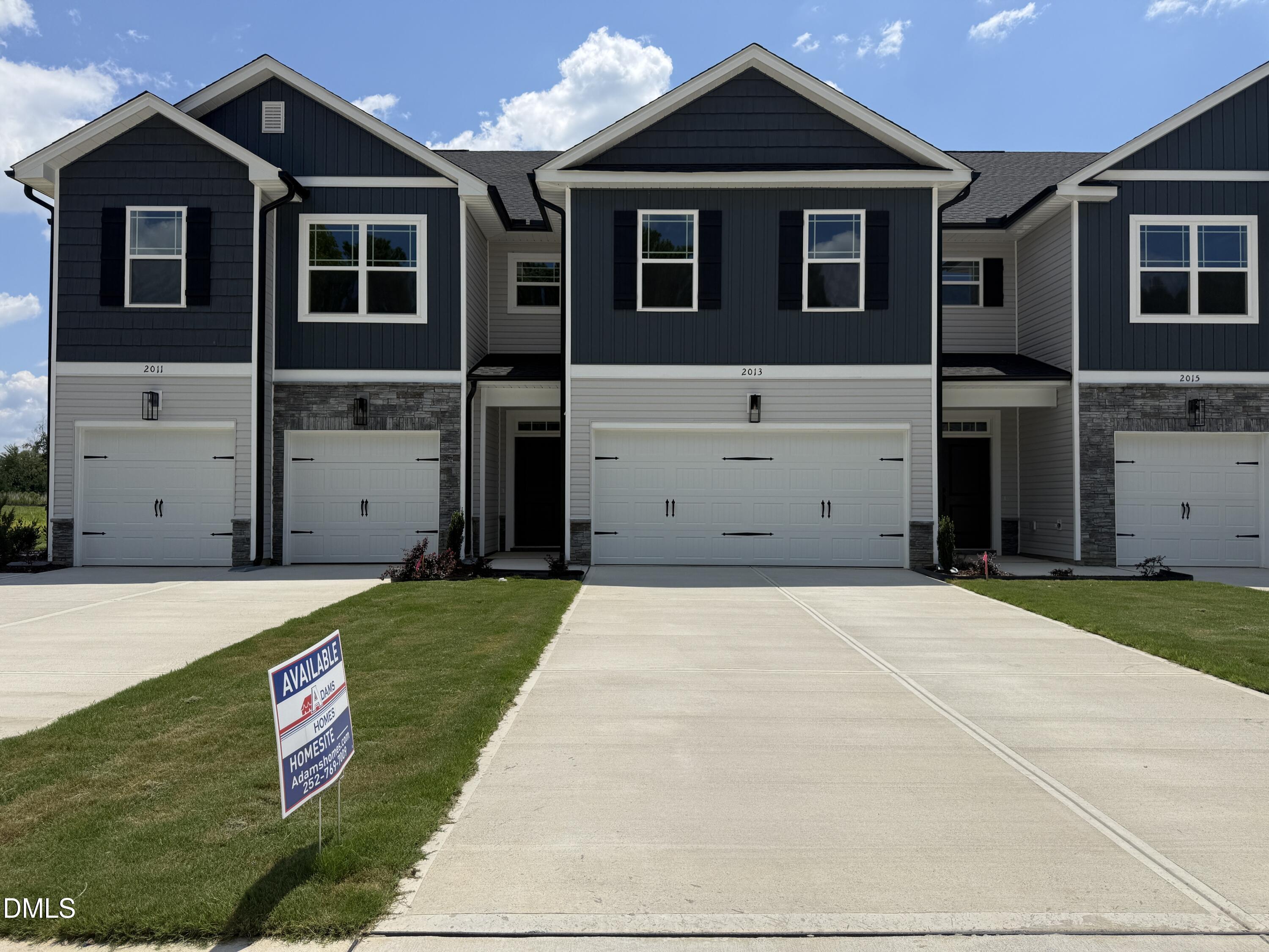 2013 Tharrington Way Property Photo 1