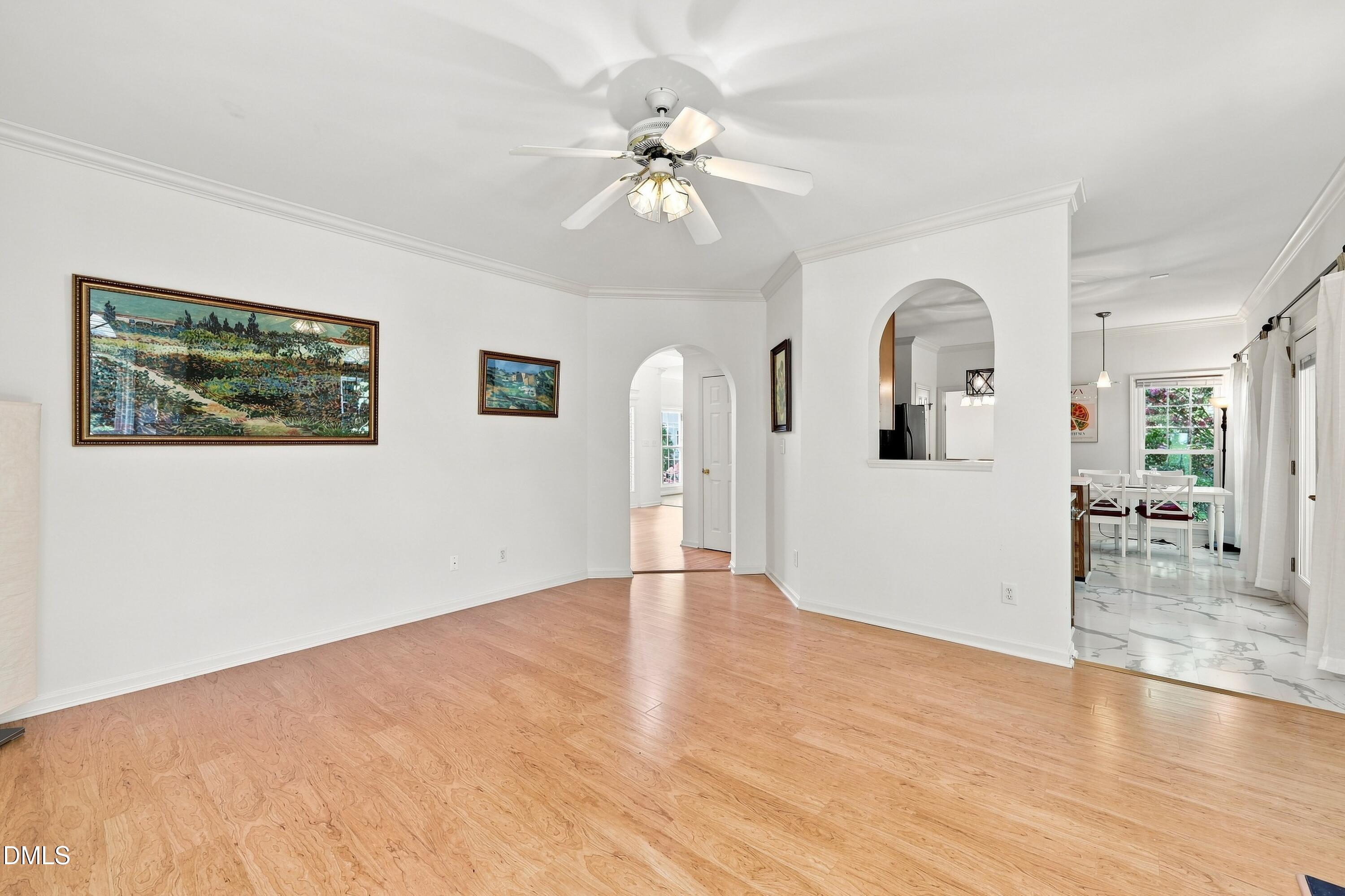 203 Red Field Street Property Photo 7