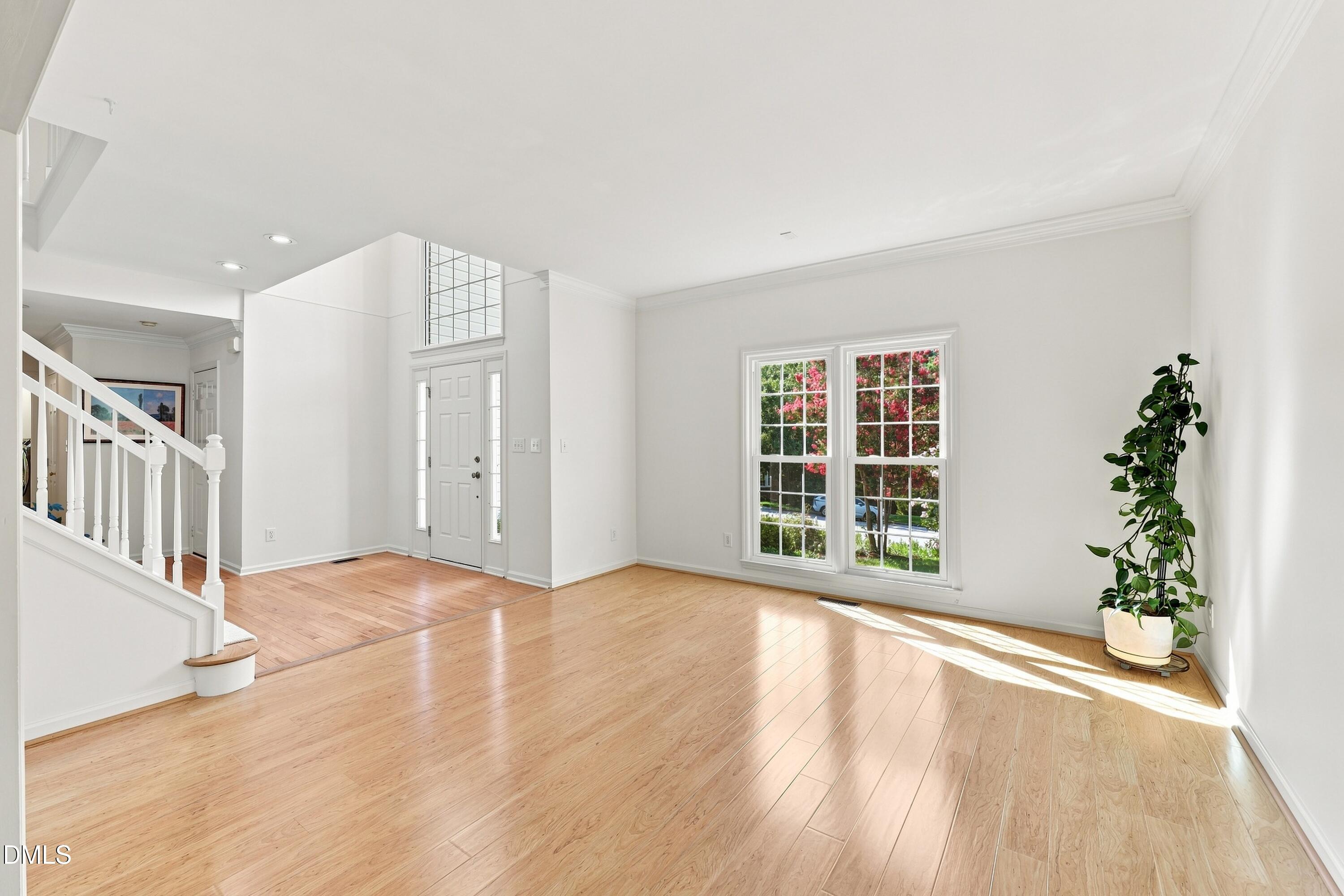 203 Red Field Street Property Photo 11