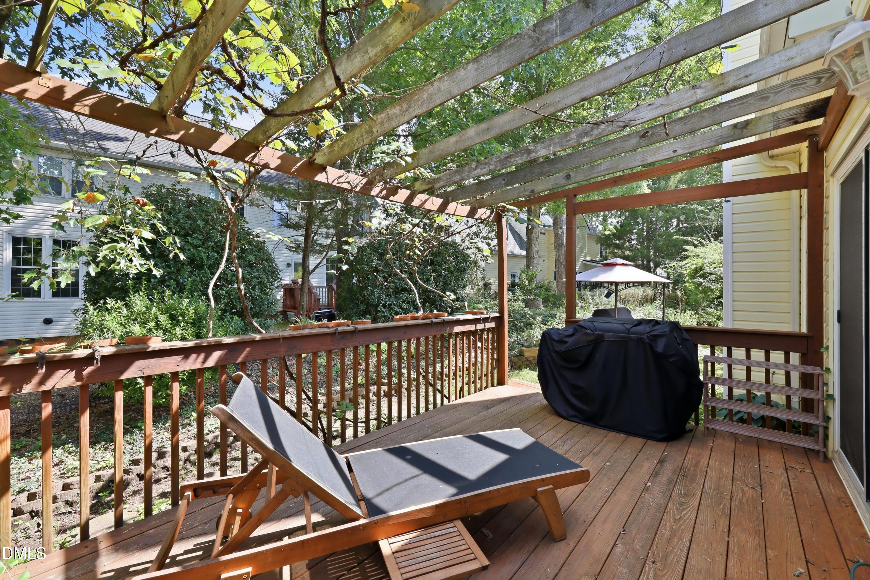 203 Red Field Street Property Photo 37