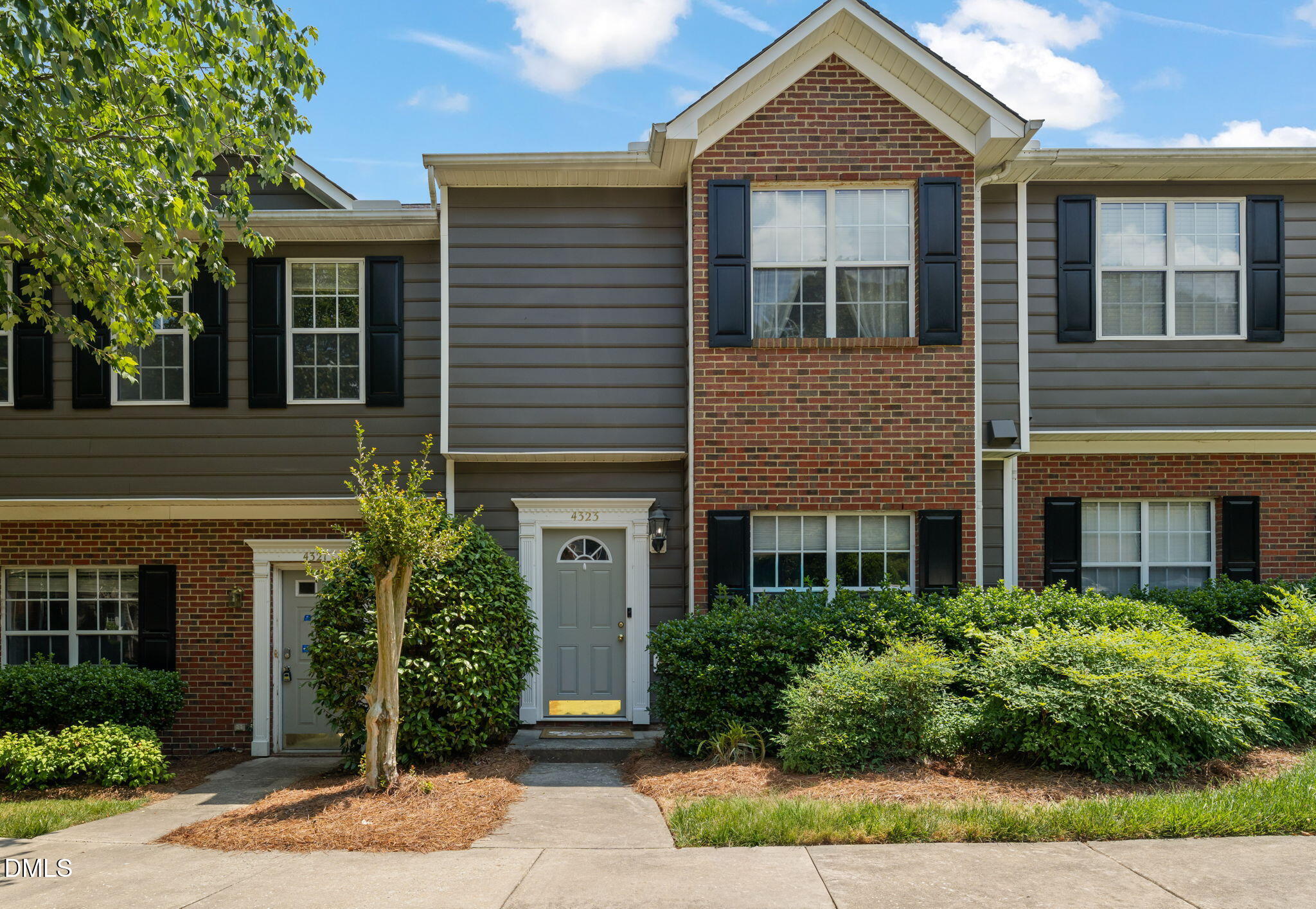 4323 Pine Springs Court Property Photo 1