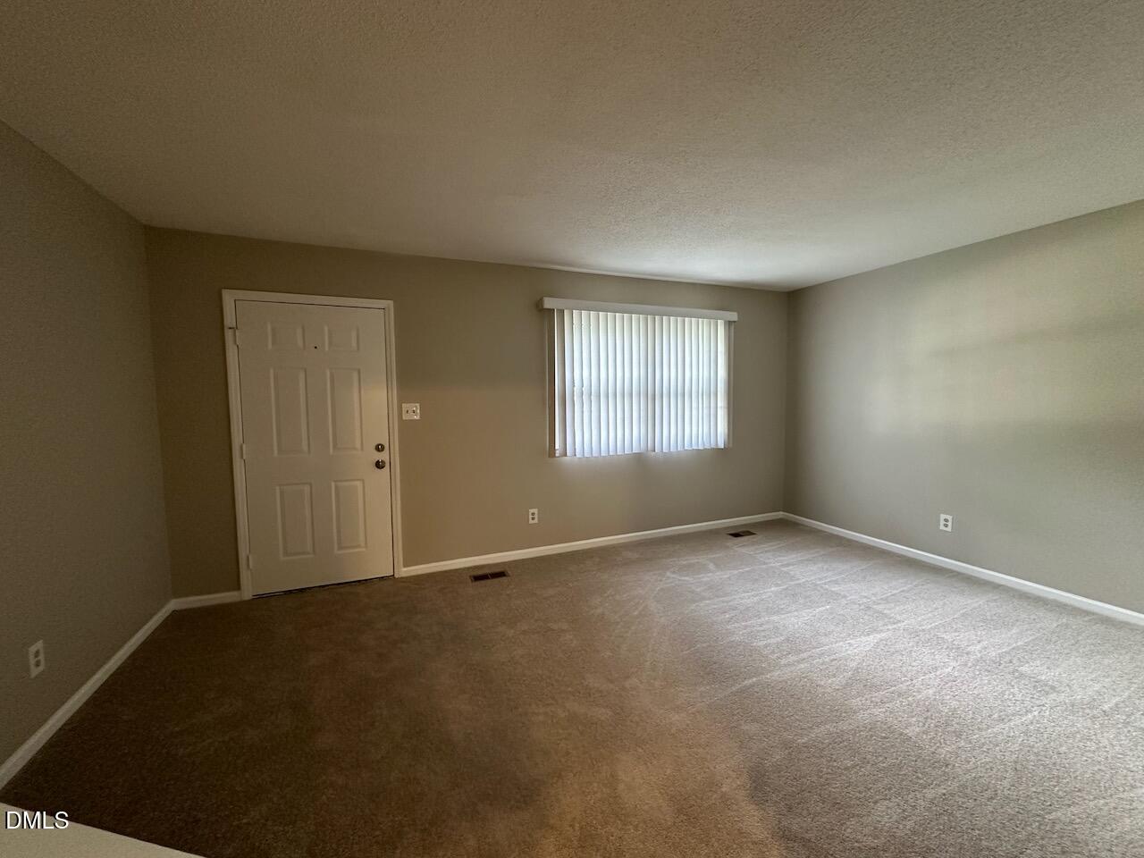 1505 Highland Trail Property Photo 2