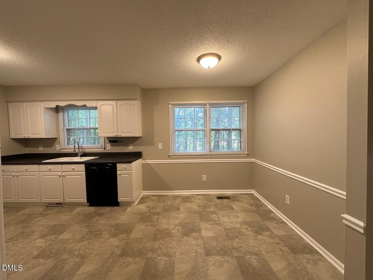 1505 Highland Trail Property Photo 4