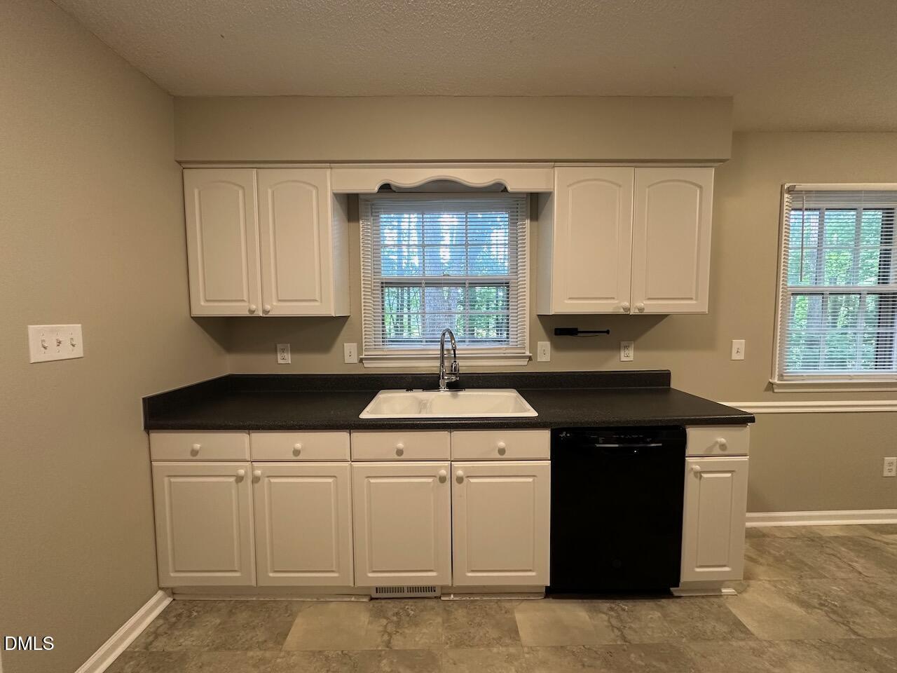 1505 Highland Trail Property Photo 6
