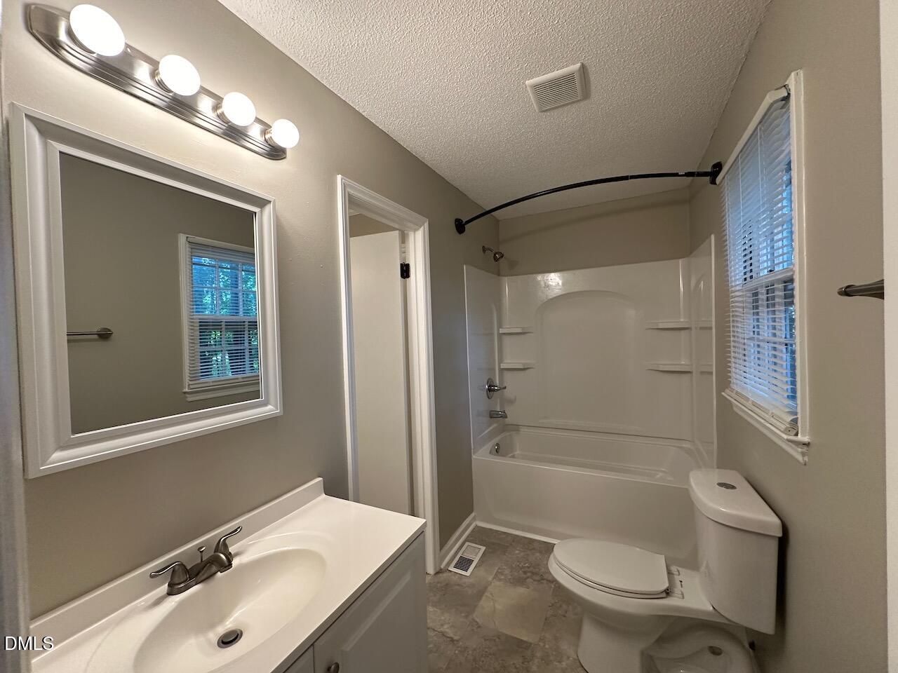 1505 Highland Trail Property Photo 11