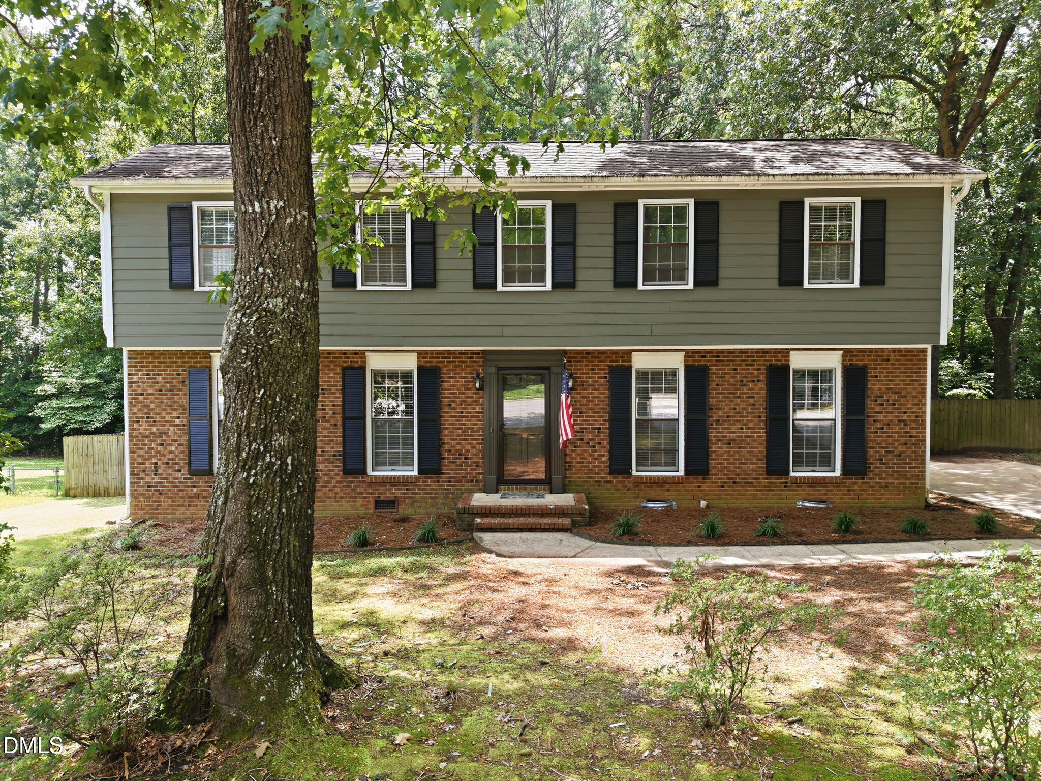 608 Se Maynard Road Property Photo 1