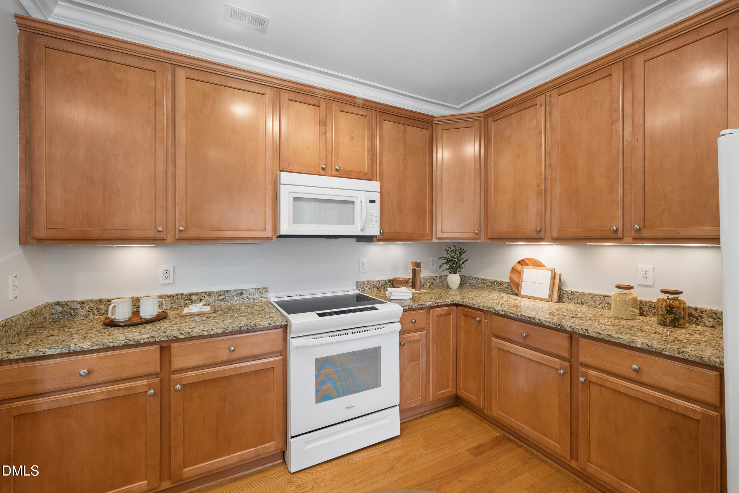 635 Waterford Lake Drive Property Photo 14