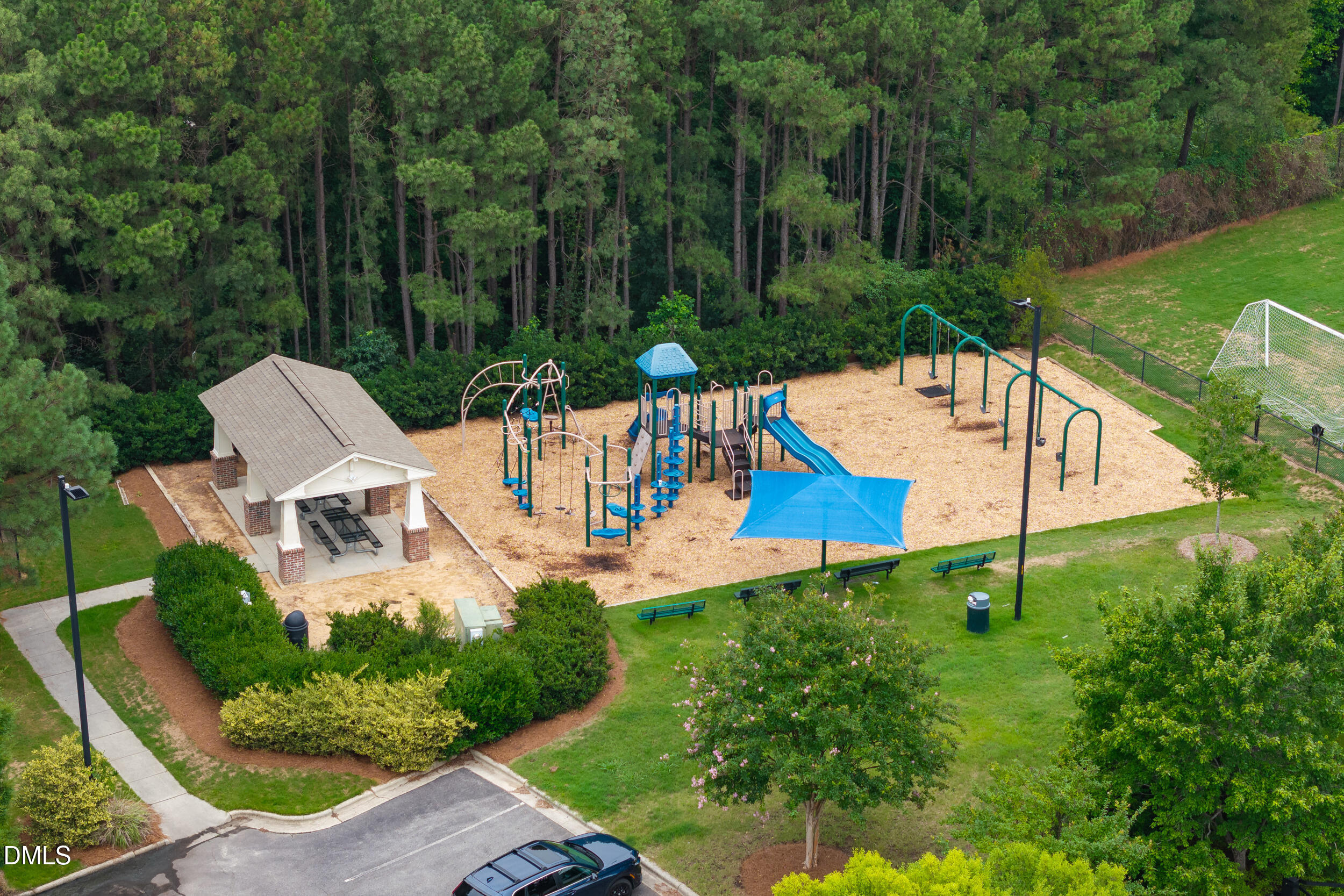 635 Waterford Lake Drive Property Photo 37