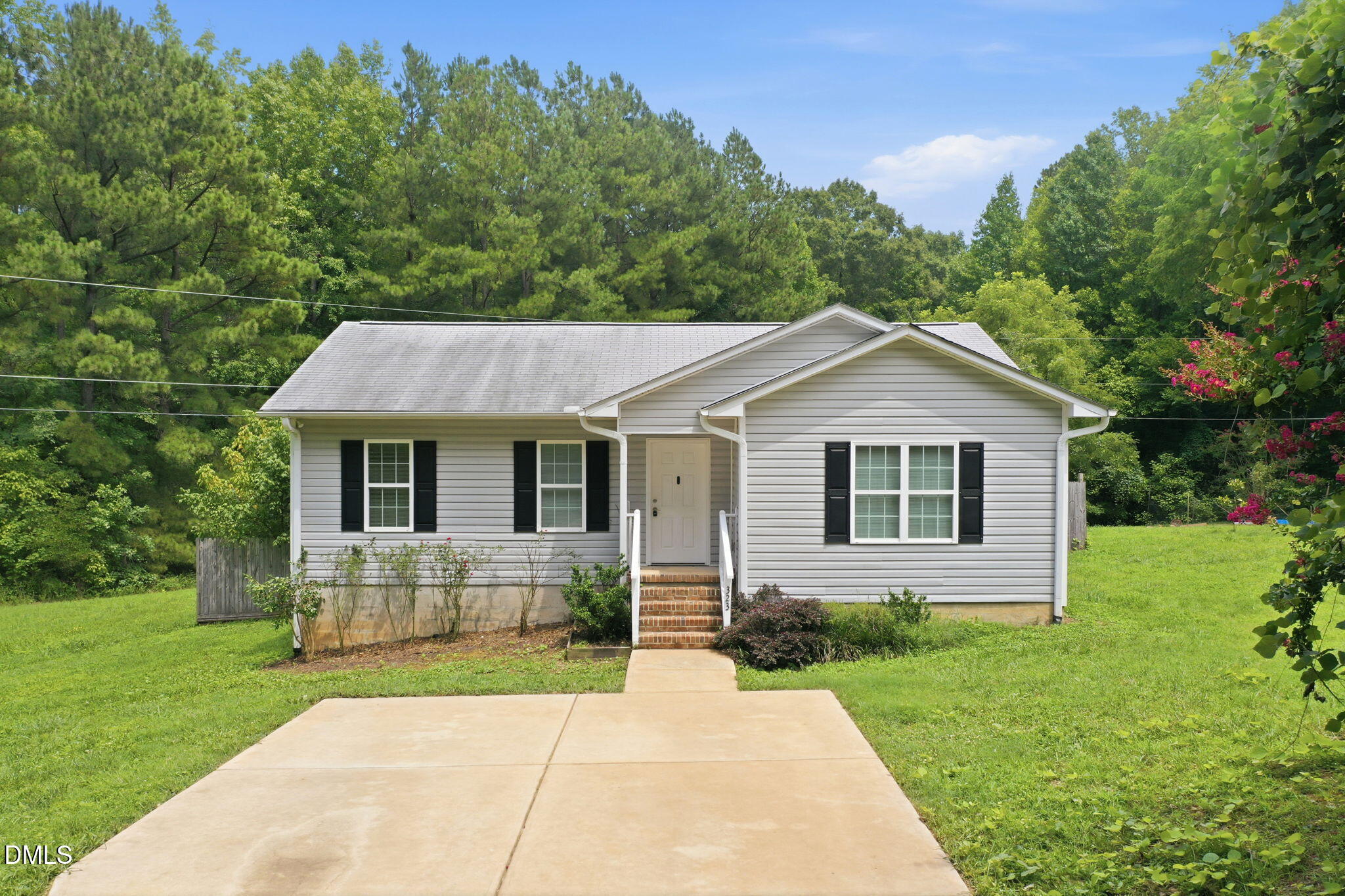 323 Tinnin Road Property Photo 1
