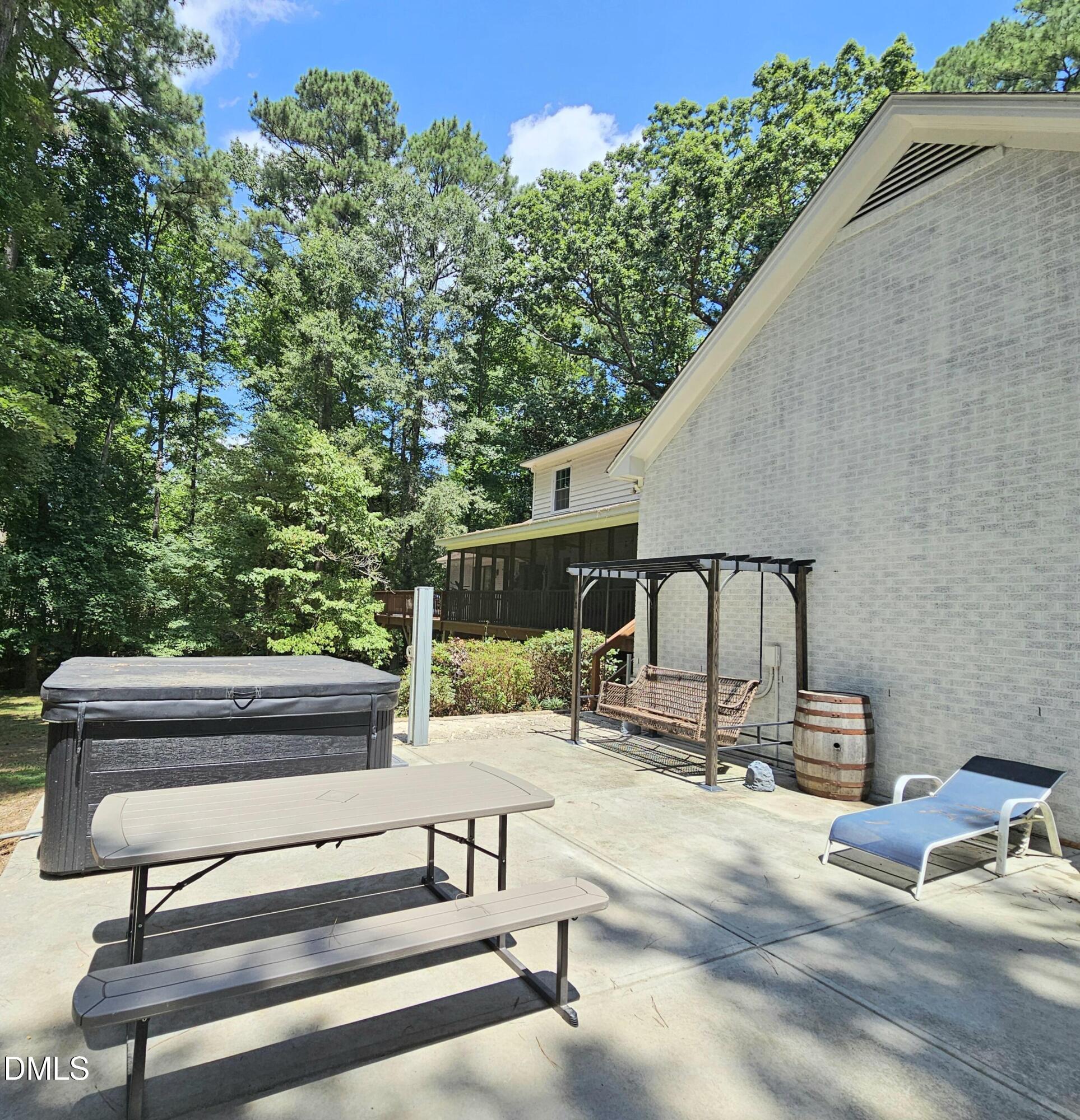 205 Edgewood Drive Property Photo 5