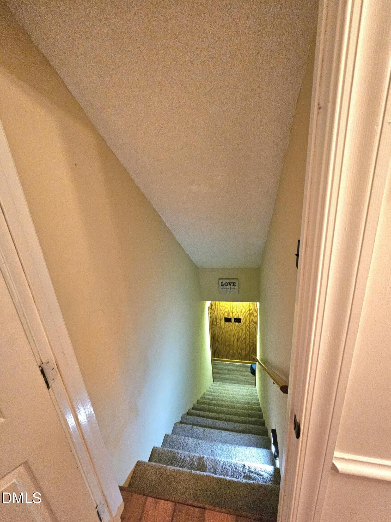 205 Edgewood Drive Property Photo 28