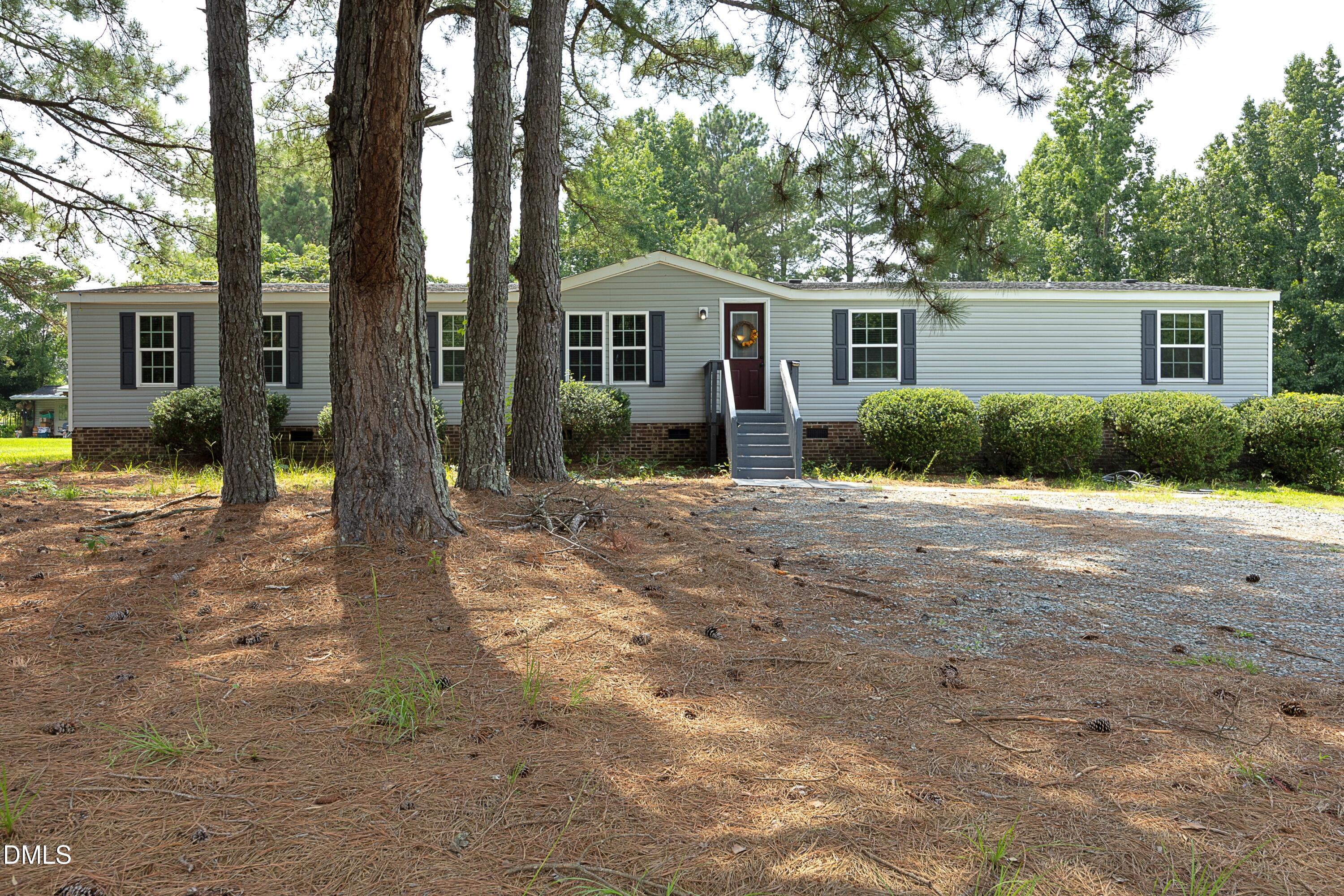 8204 Fieldcrest Lane Property Photo 1