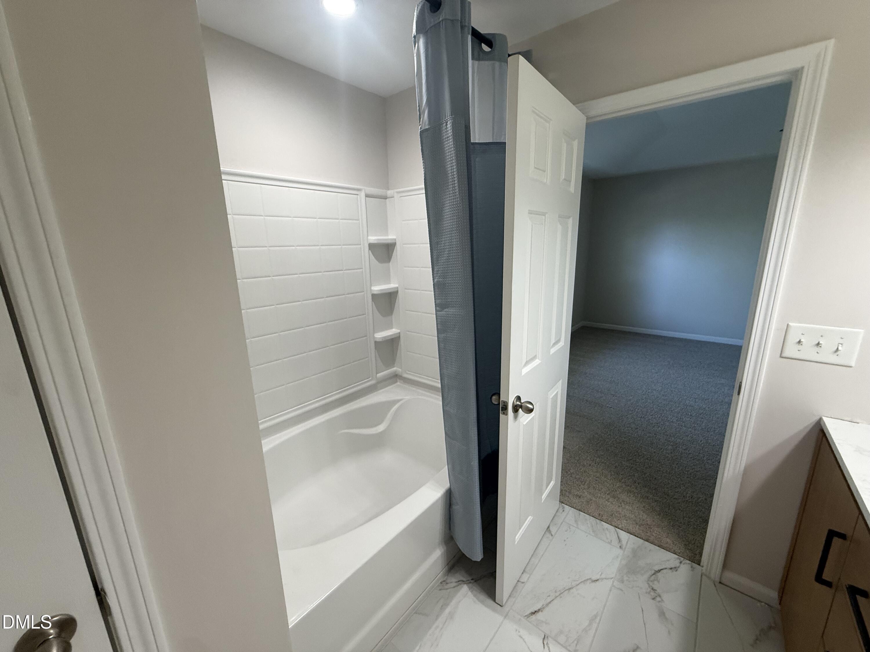 220 Milpass Drive Property Photo 11