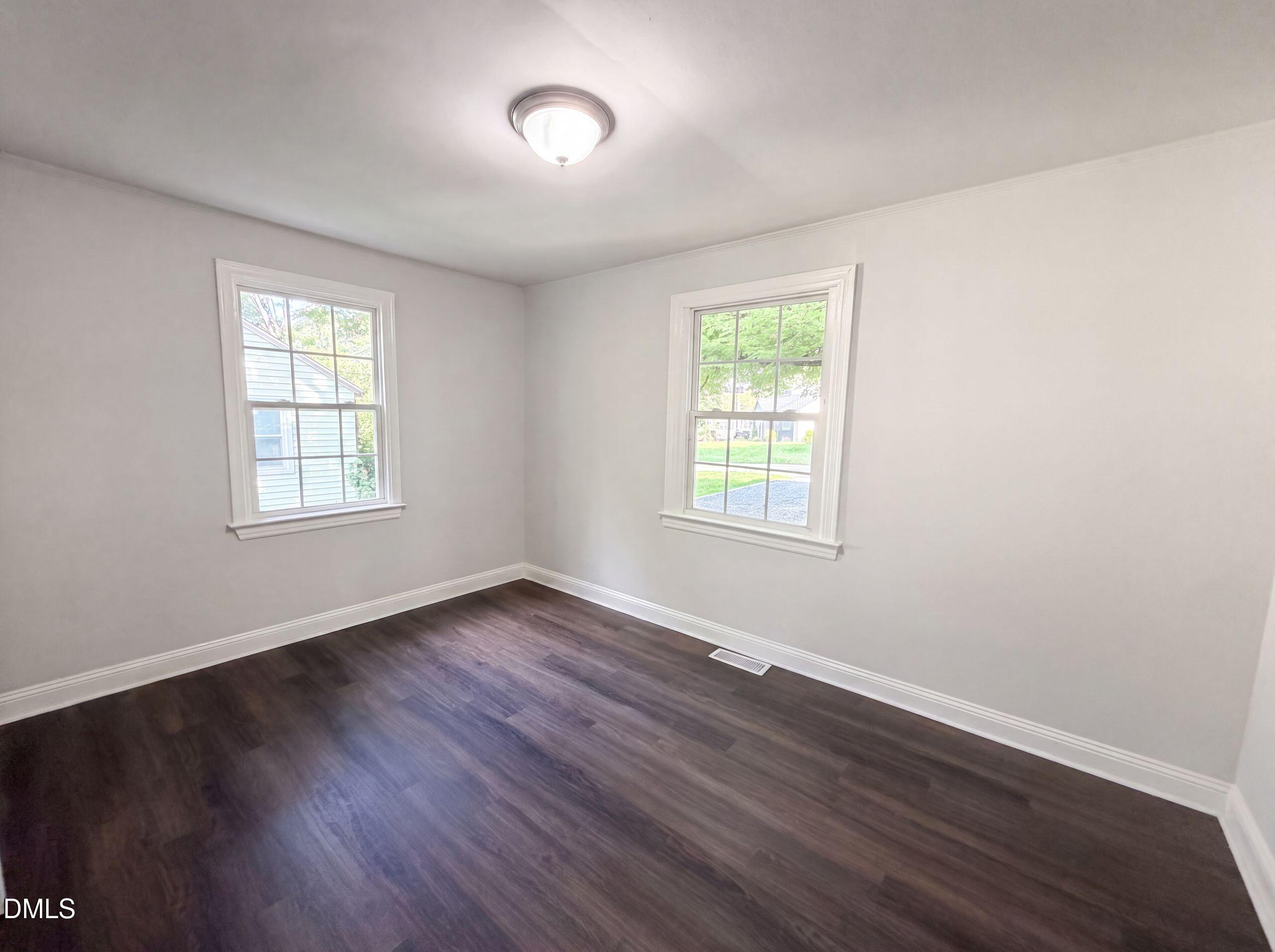 2109 Sheffield Road Property Photo 4