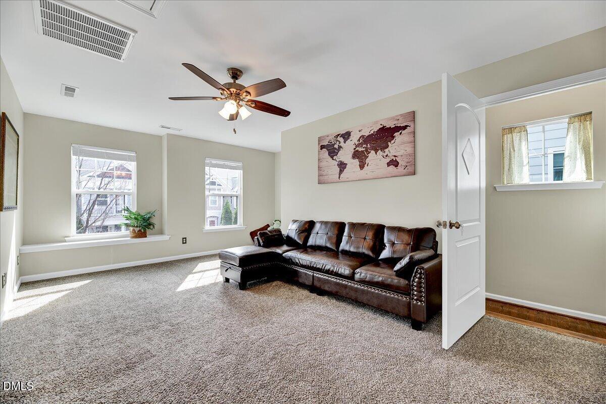 910 Branch Line Lane Property Photo 23