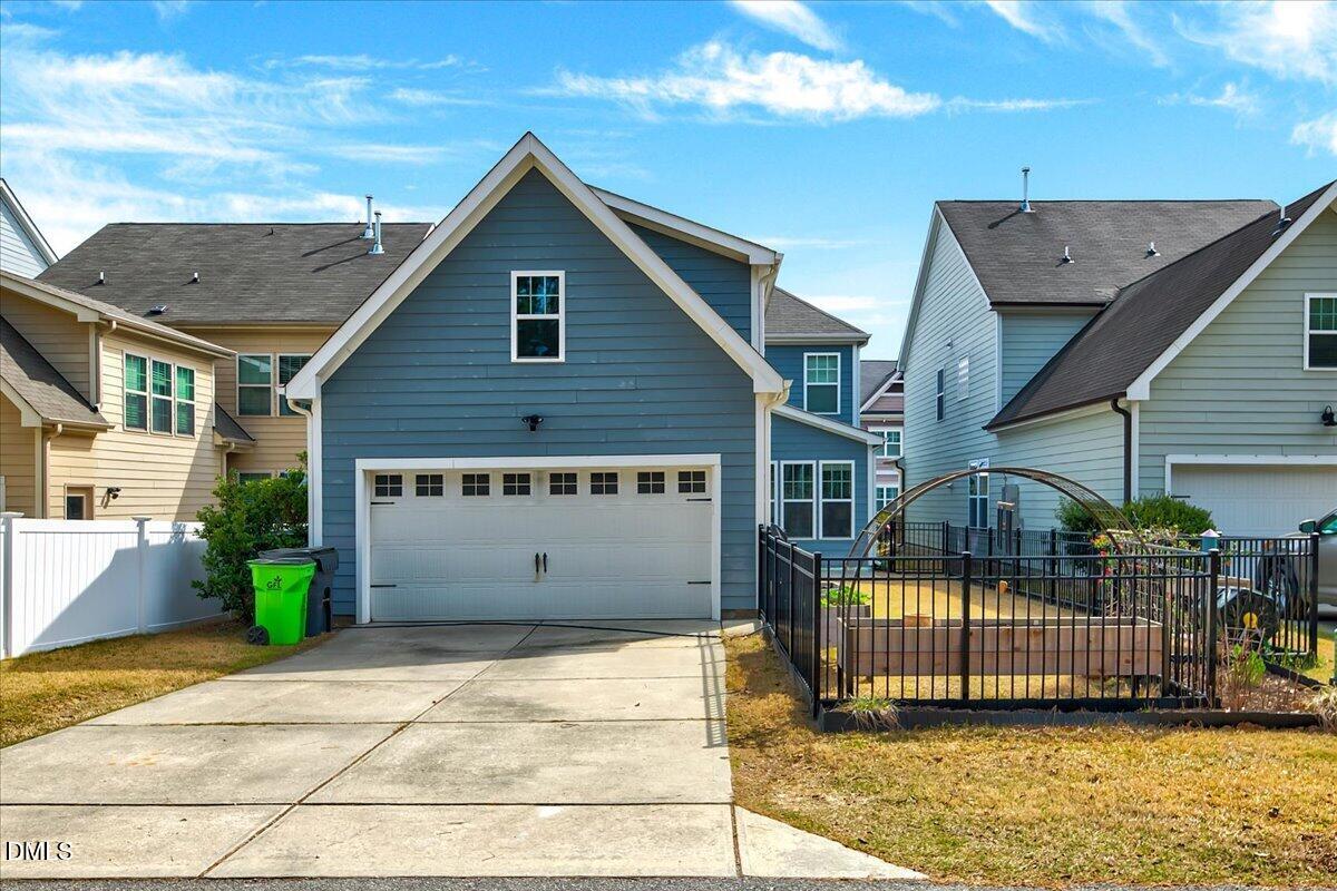 910 Branch Line Lane Property Photo 36
