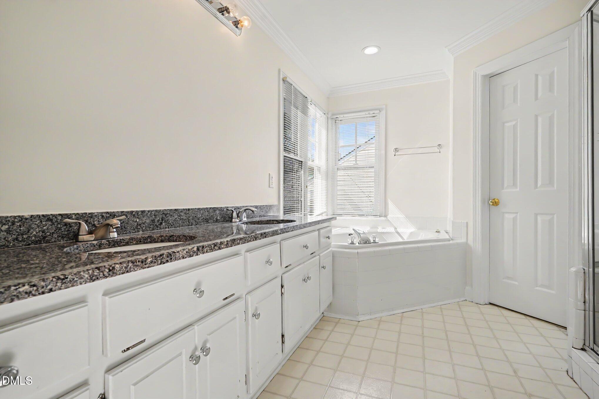 2017 Battlewood Road Property Photo 10